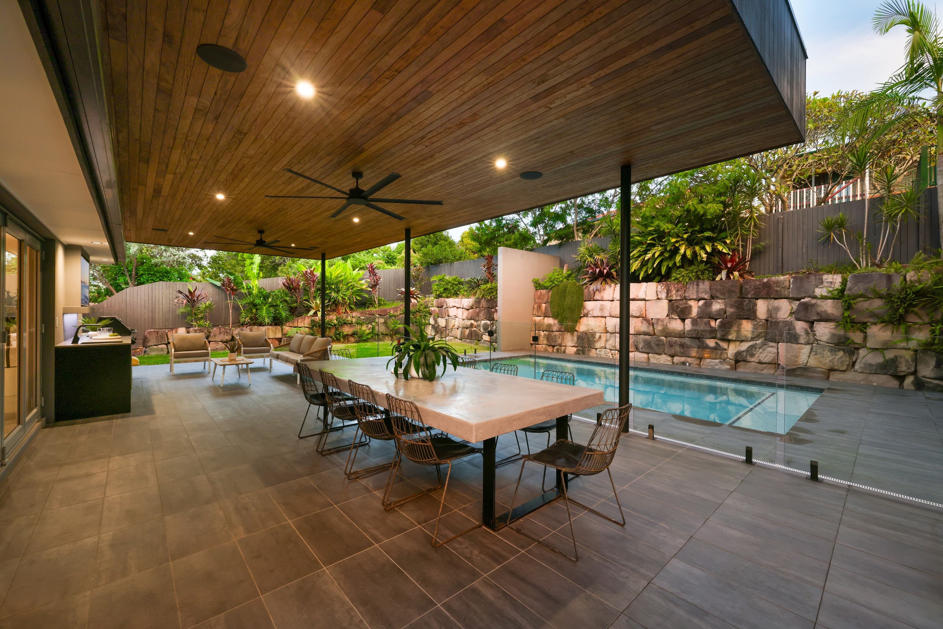 8 Warrungen Way, Ashmore - Image 1