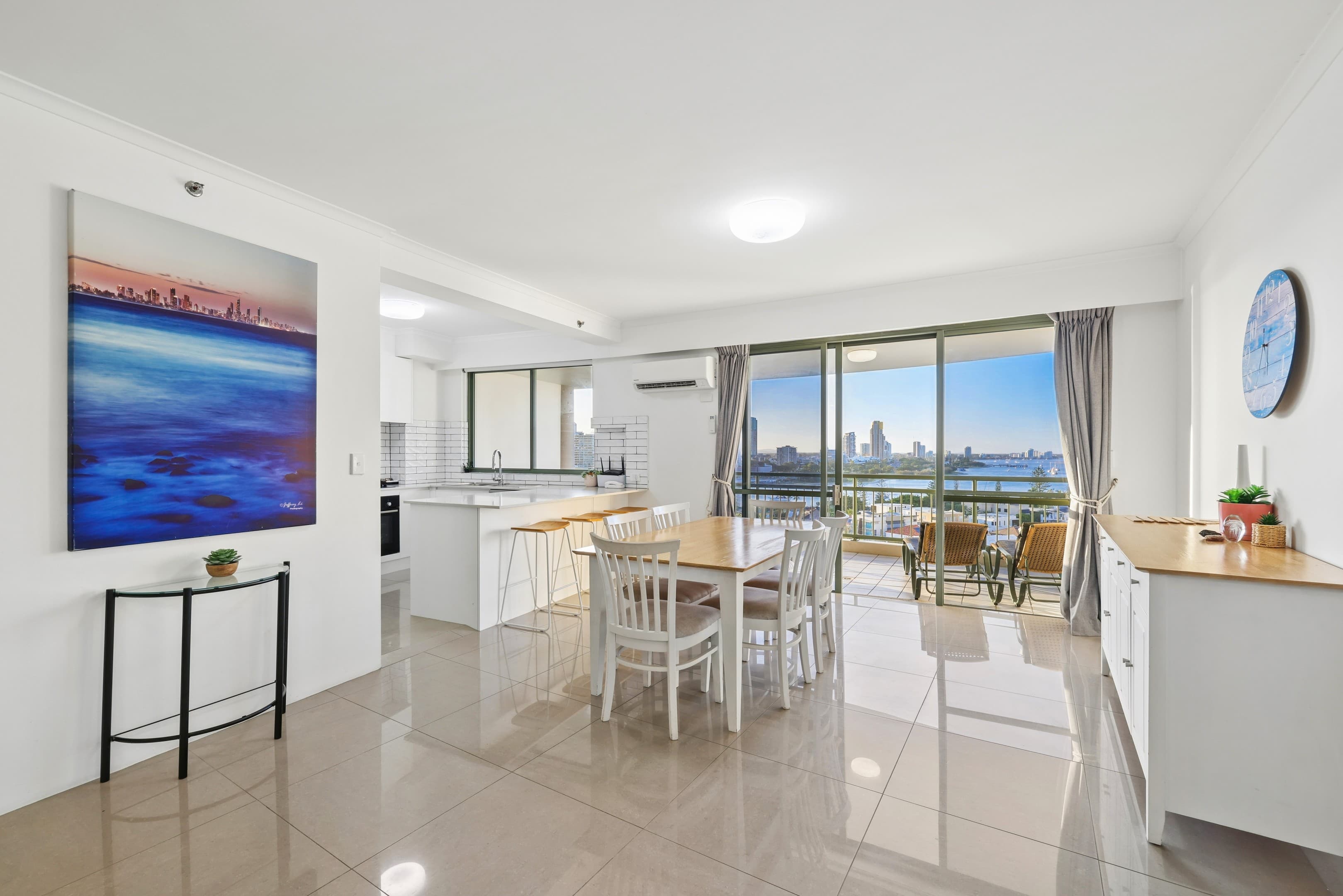 64/29-39 Woodroffe Avenue, Main Beach - Image 1