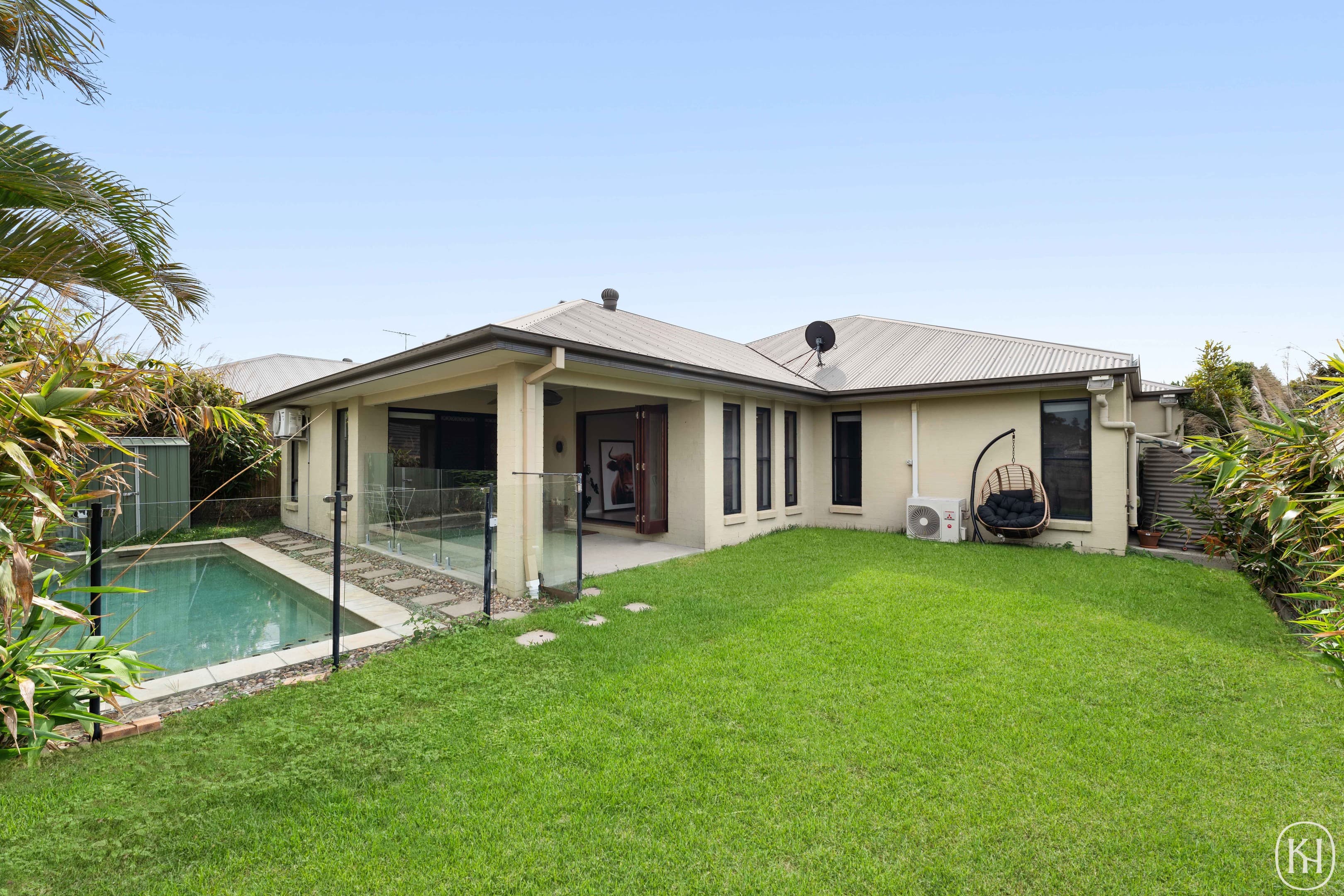 44 Swan Parade, Warner — photo 1 of 5