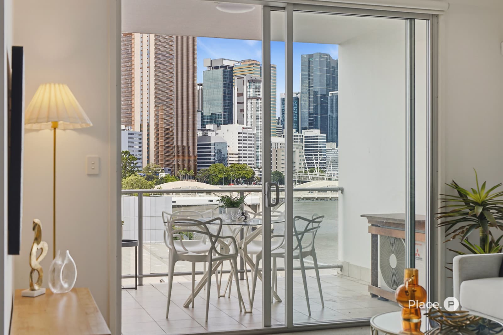 708/6 Exford Street, Brisbane City - Image 1