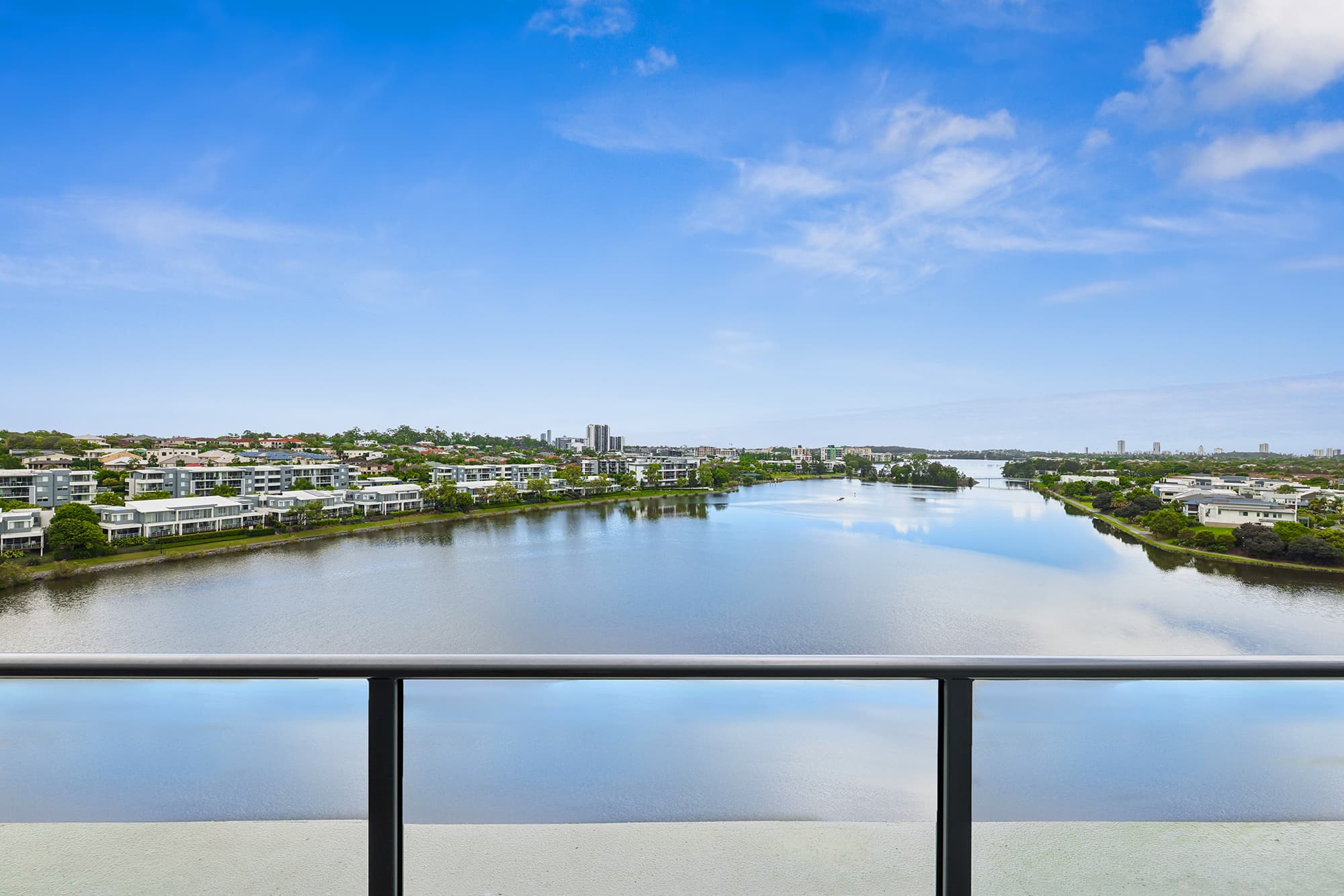 1710/397 Christine Avenue, Varsity Lakes - Image 1