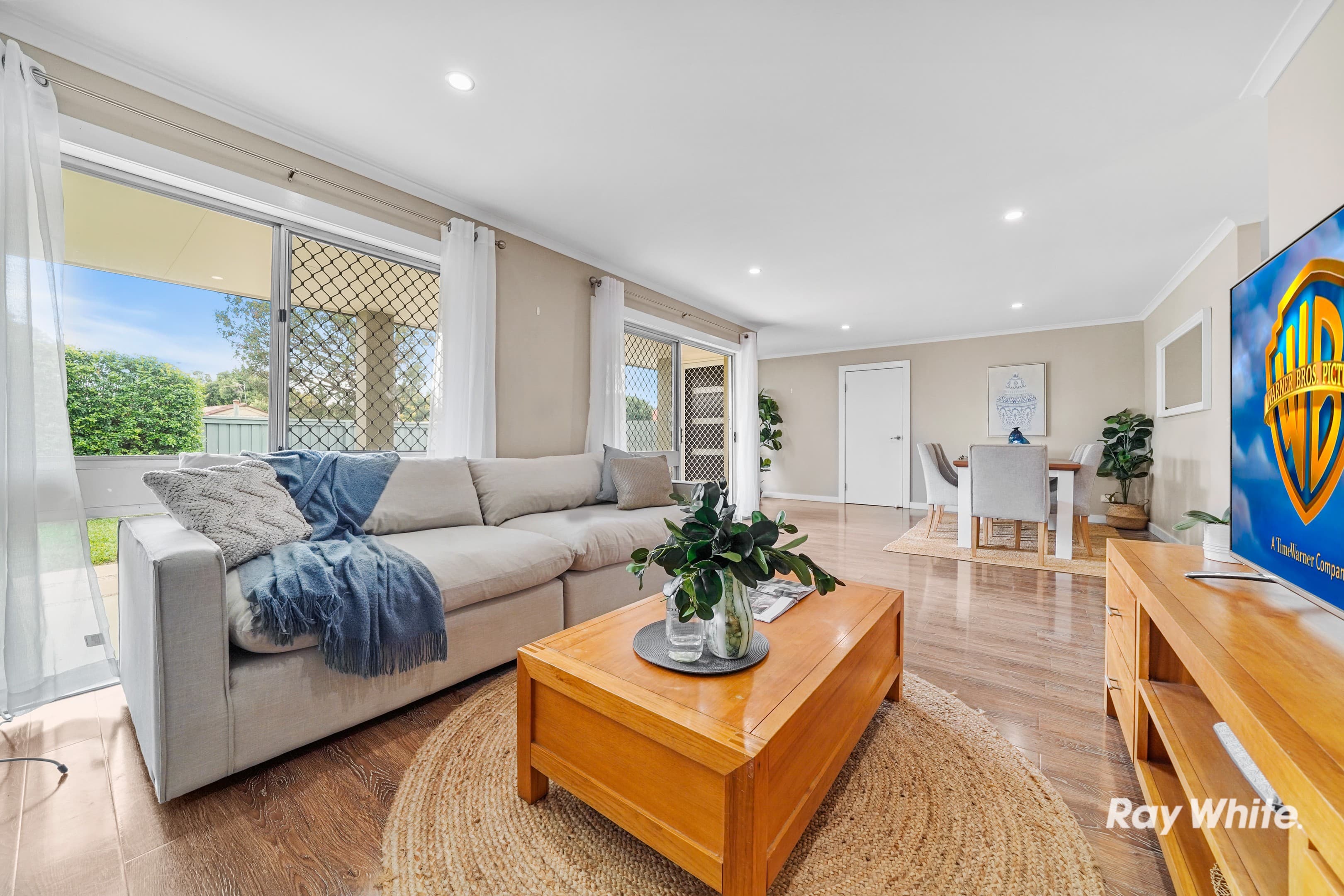 21 Westmoreland Boulevard, Springwood - Image 1