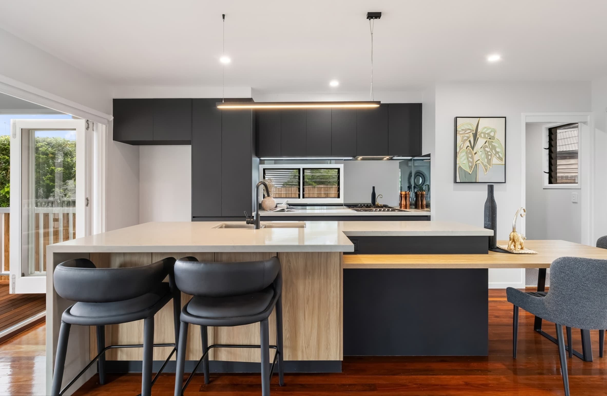2 Fitzsimmons Street, Keperra