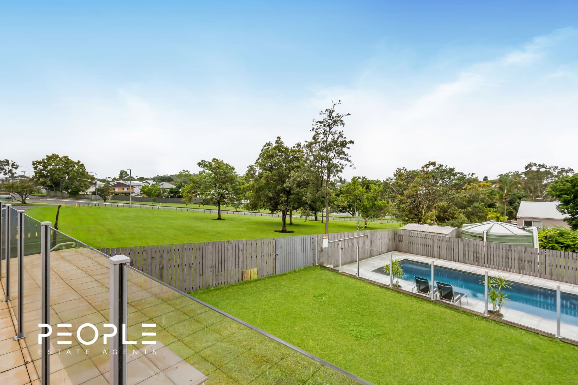 98 Perth Street, Camp Hill — photo 1 of 5