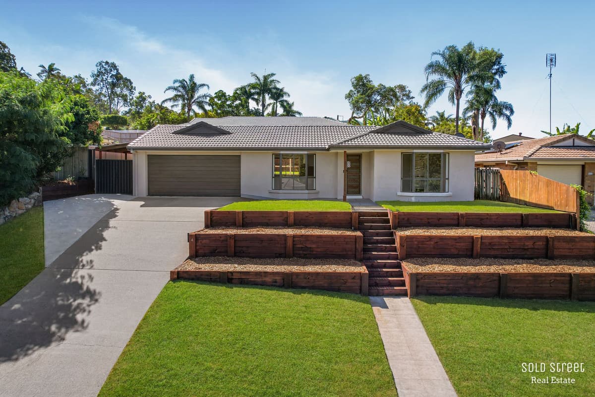4 Cawley Place, Oxenford, Oxenford sold property photo