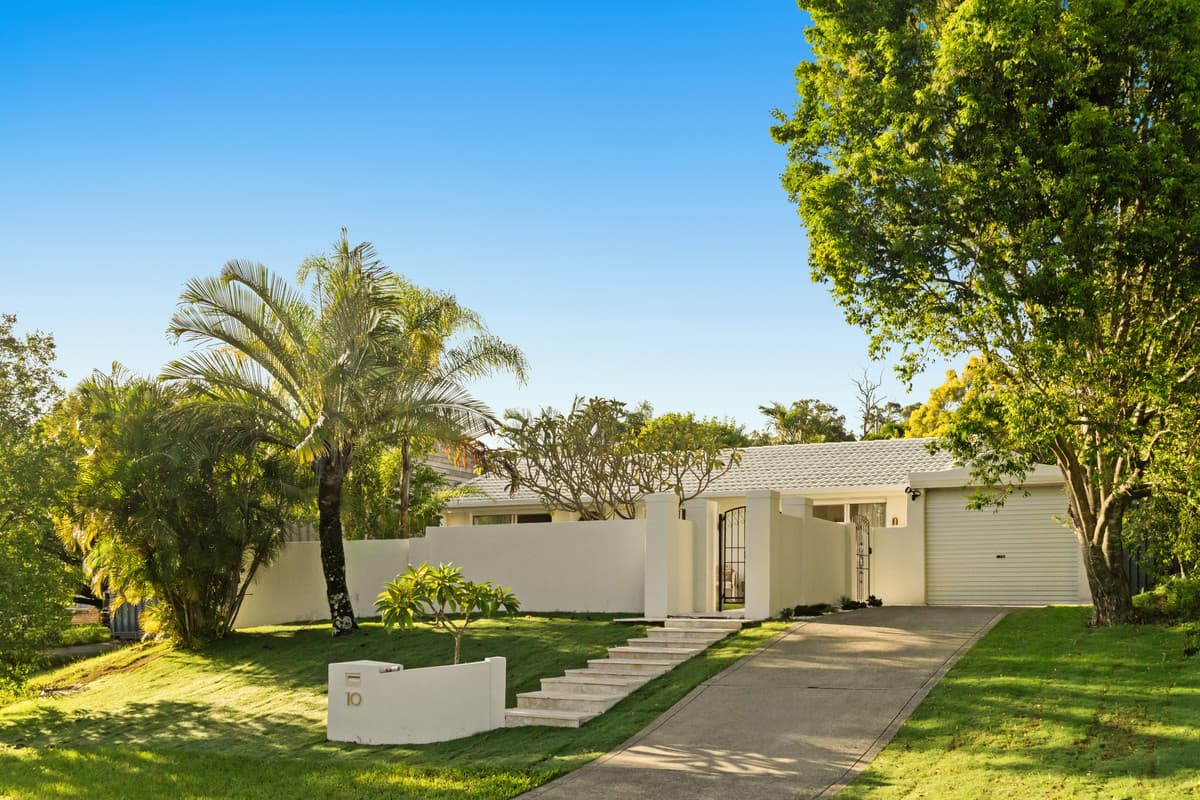 10 Paul Court, Carrara - Image 1