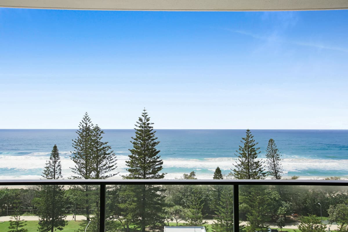 54/72 The Esplanade, Burleigh Heads — photo 1 of 5