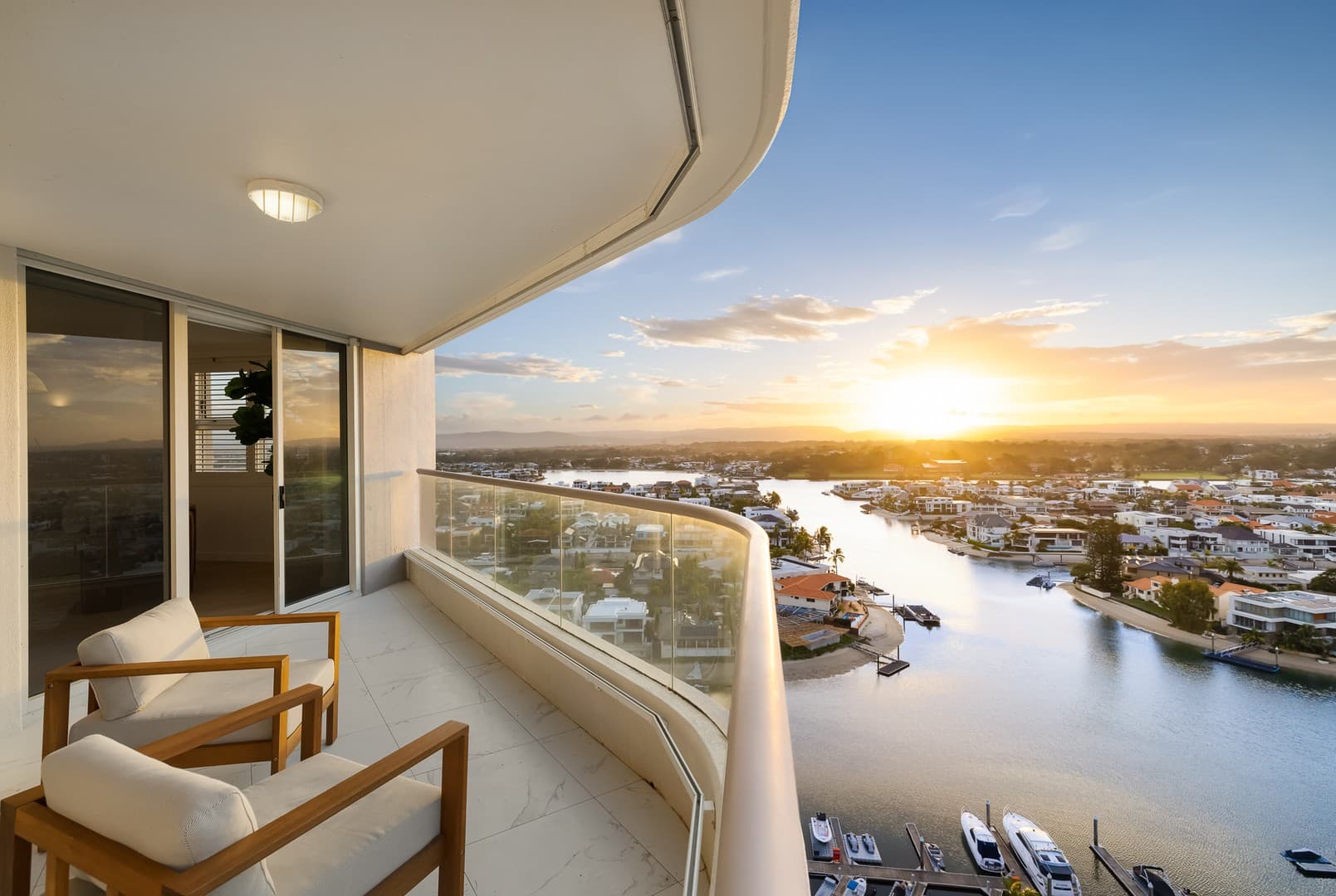 92/12 Commodore Drive, Surfers Paradise - Image 1