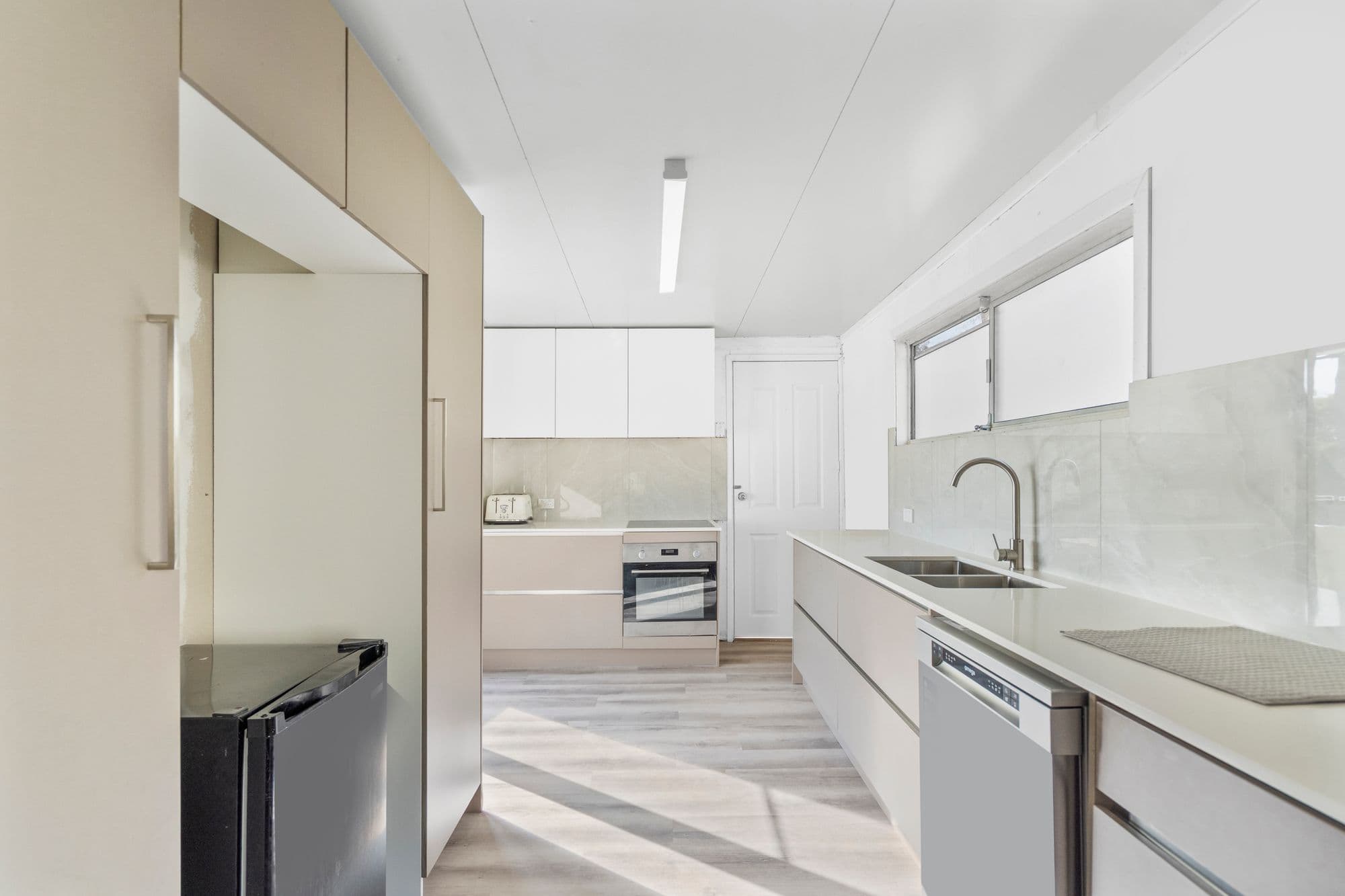 94 Jean Street, Woodridge — photo 1 of 5