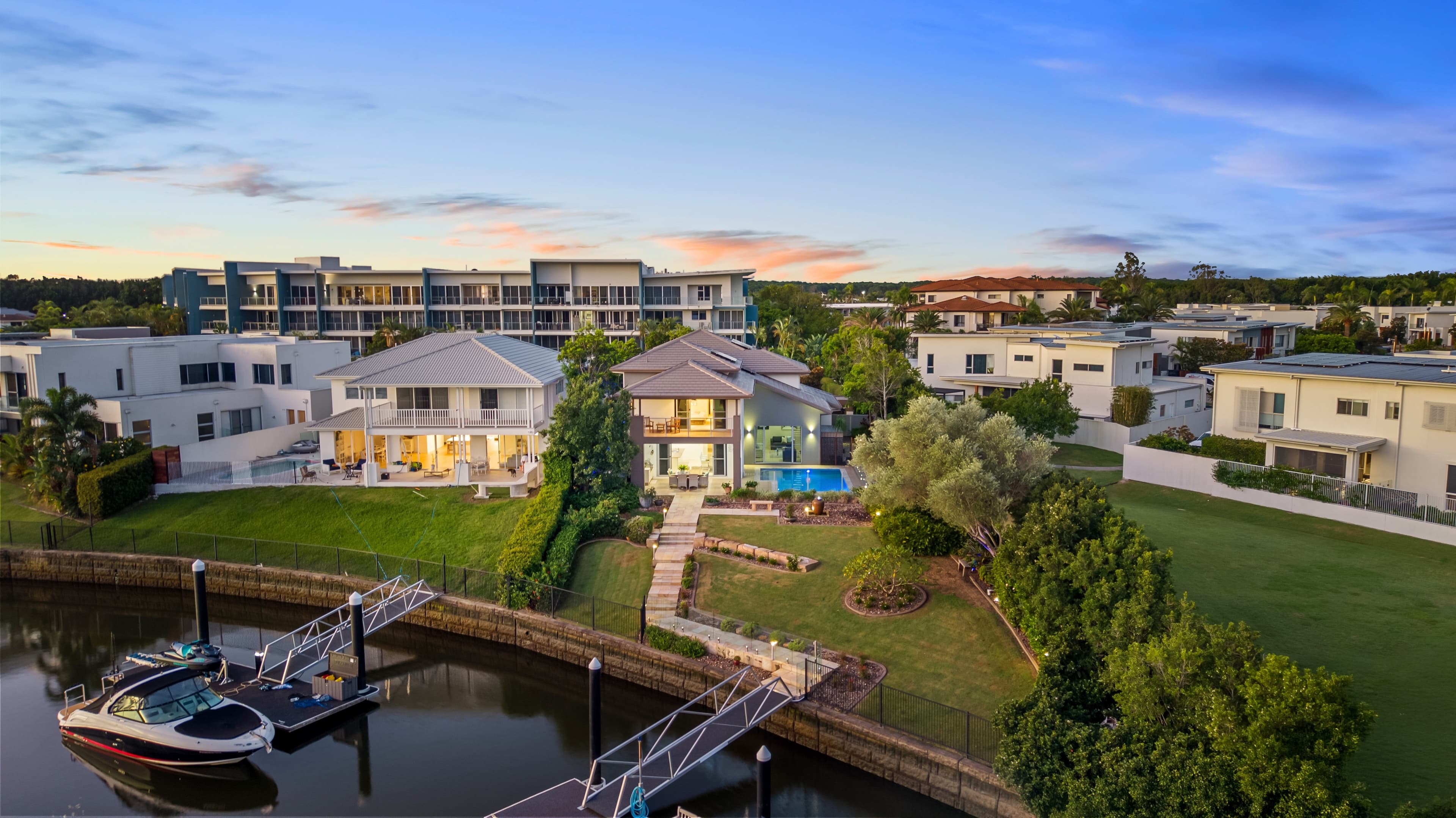 7426 Ellensbrook Drive, Hope Island - Image 1