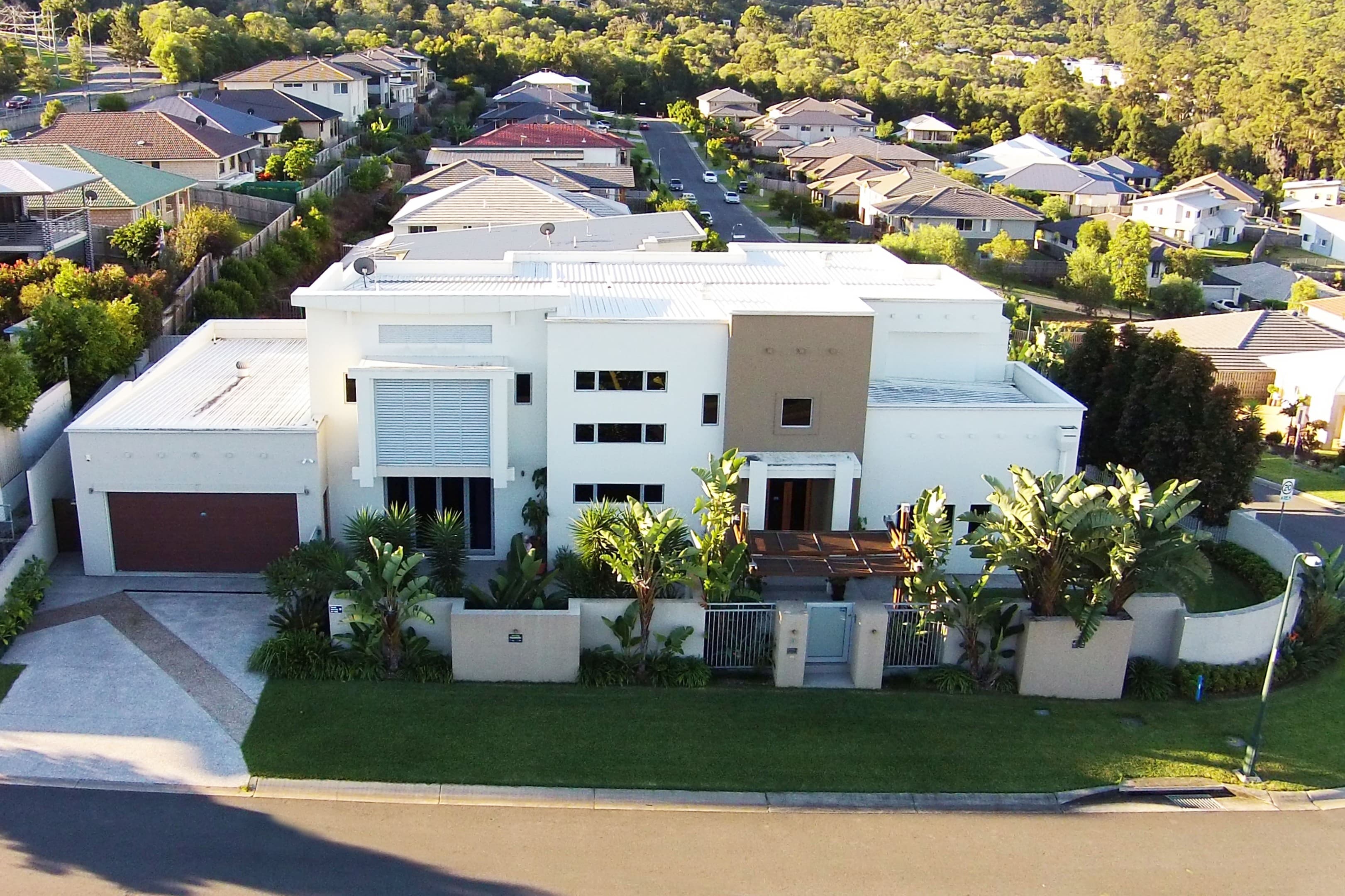 1 Mark Townend Link, Daisy Hill - Image 1