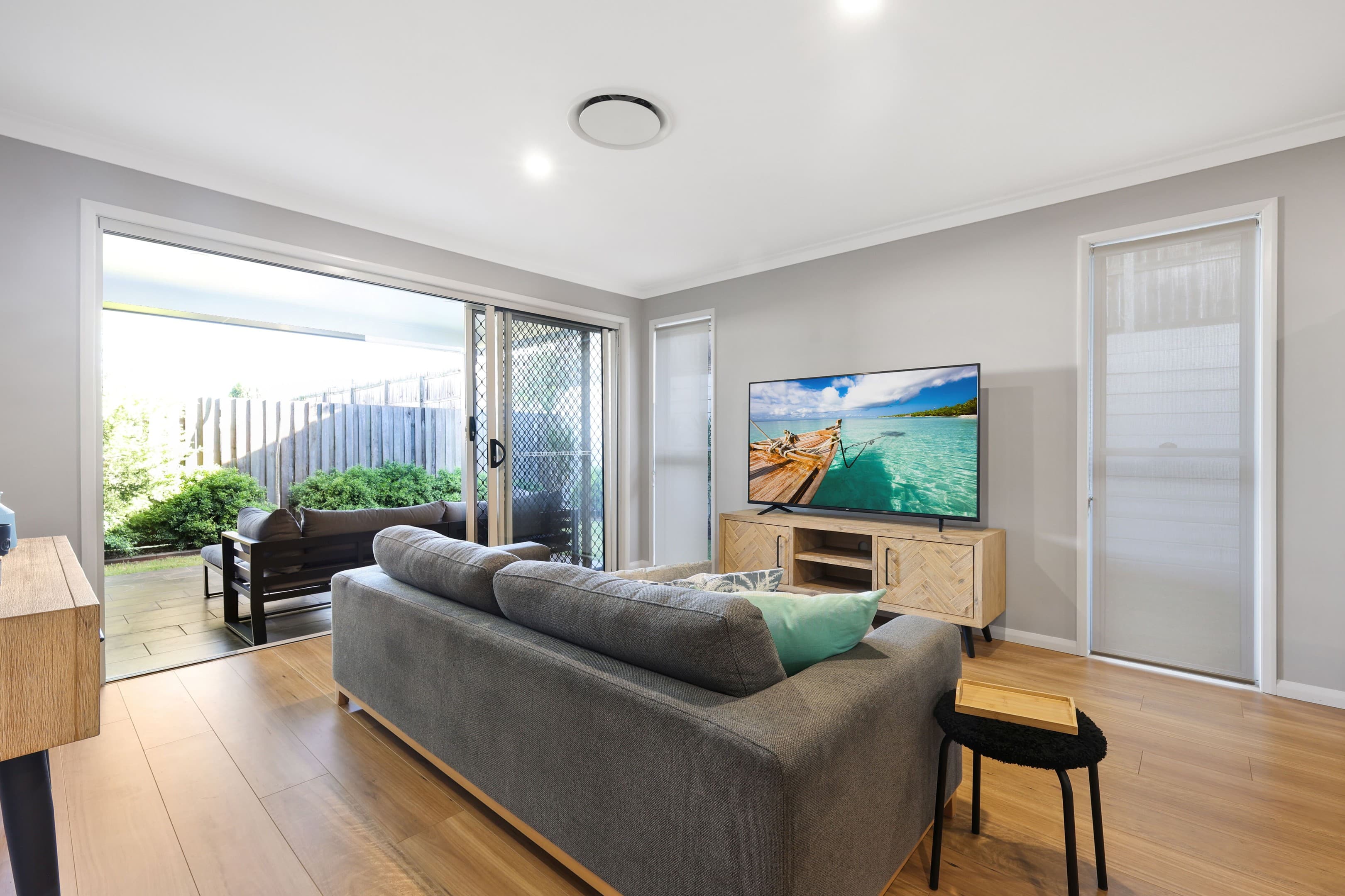 3/9 Grace View Street, Darling Heights - Image 1