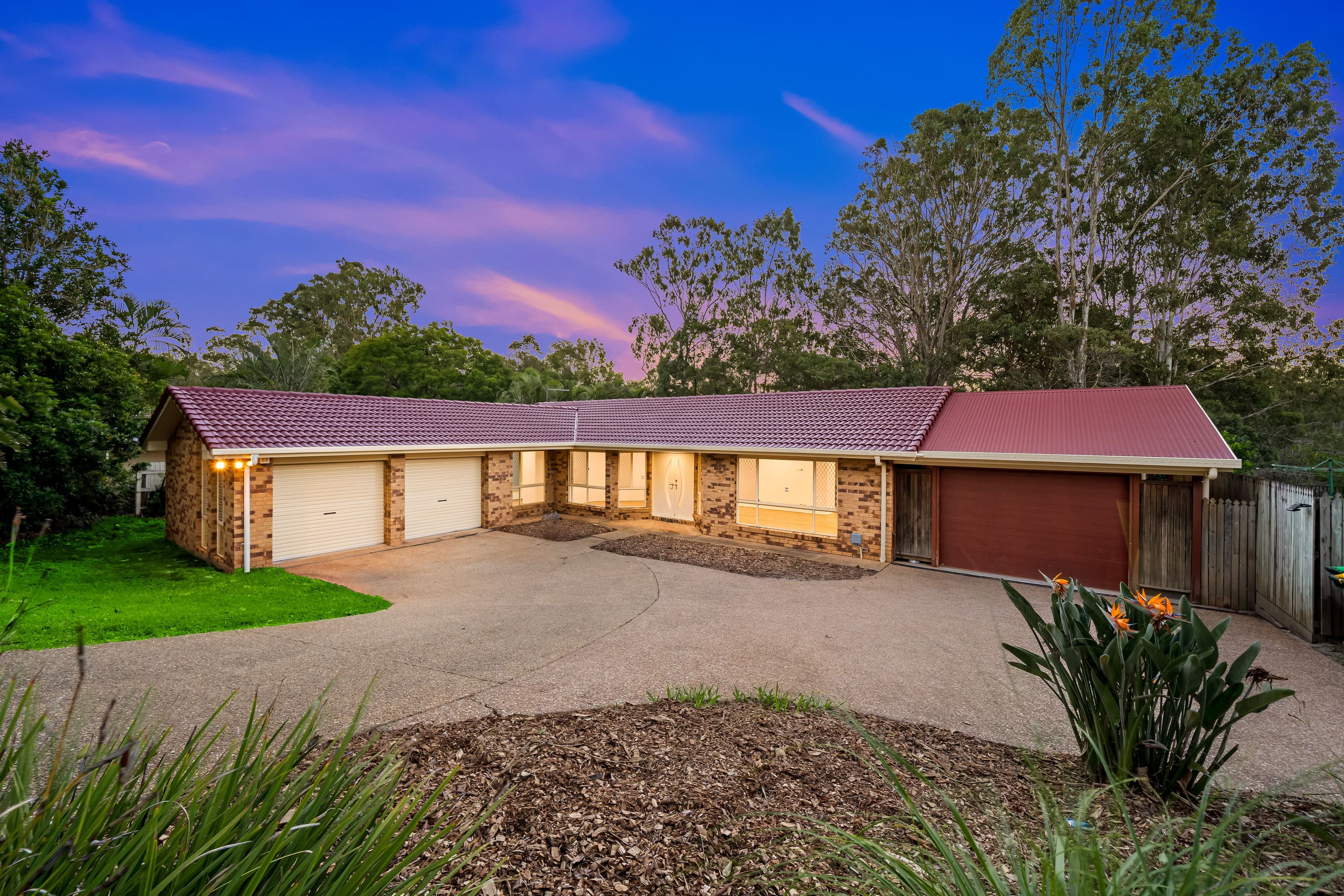 11 Franquin Crescent, Kuraby - Image 1