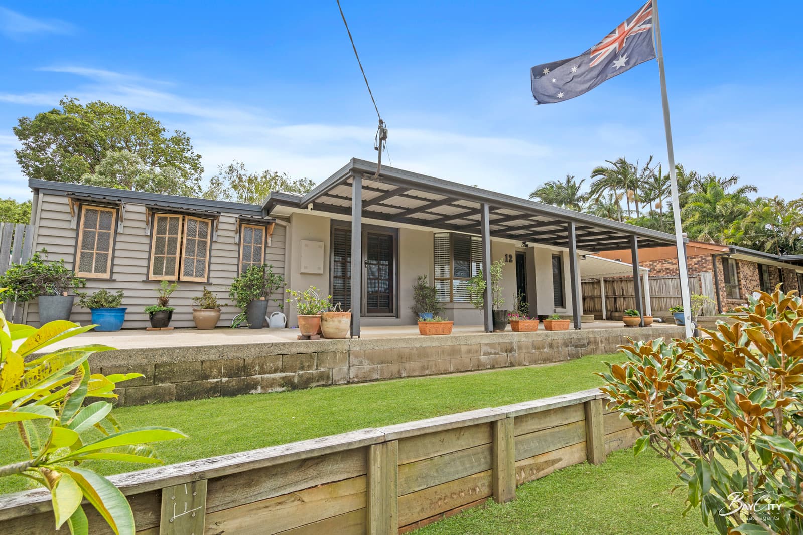 12 Chipping Drive, Alexandra Hills — photo 1 of 5