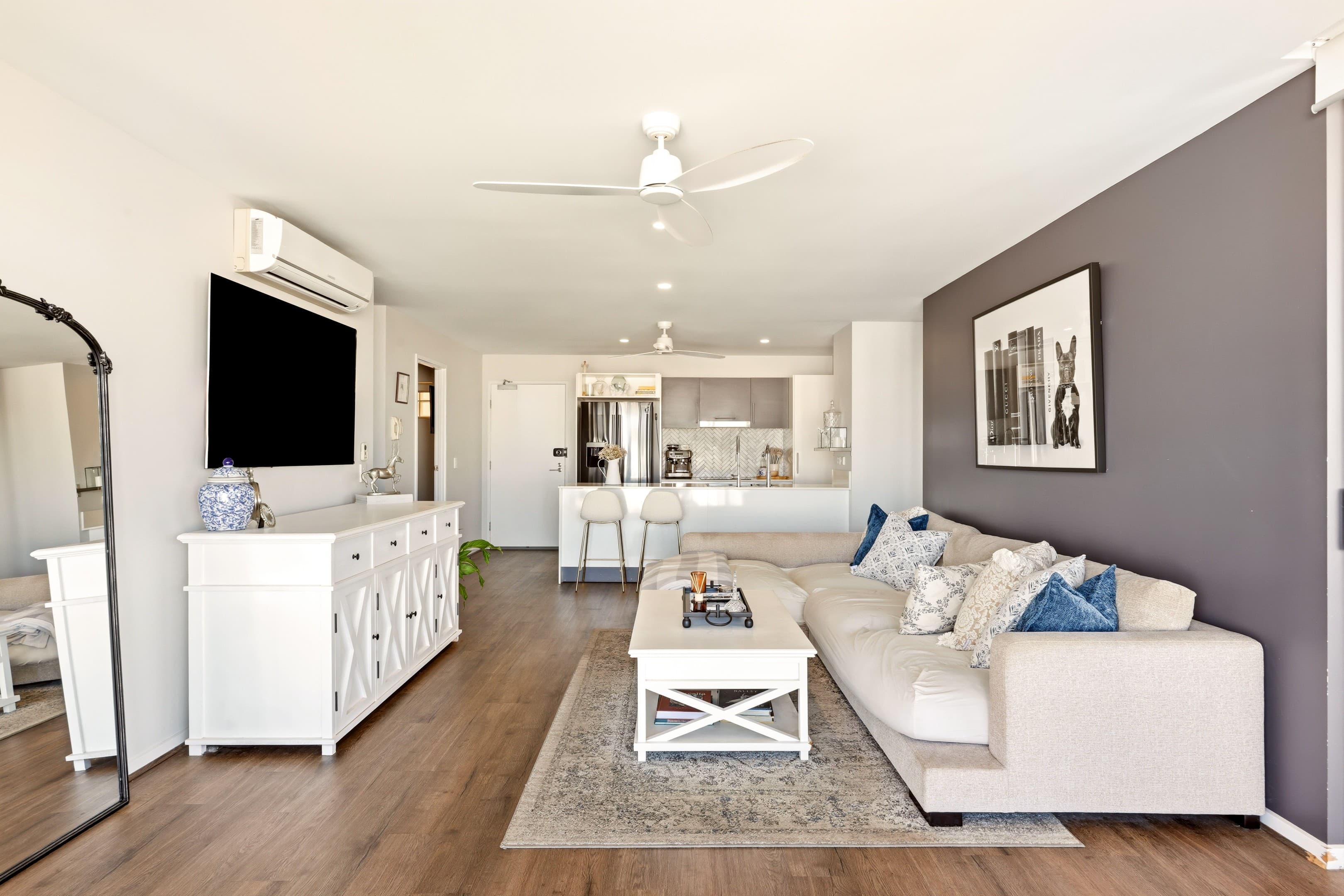 2414/1-7 Waterford Court, Bundall - Image 1