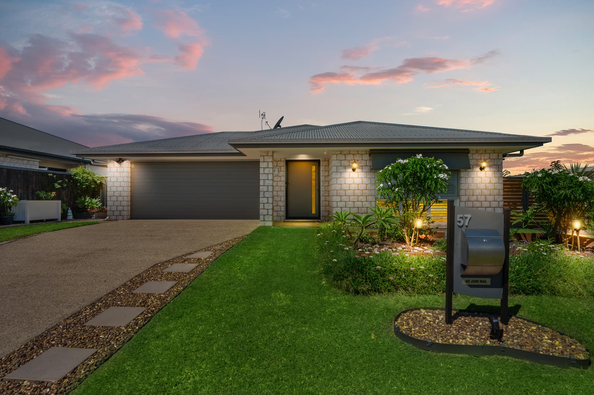 57 Mackay Drive, Kawungan — photo 1 of 5