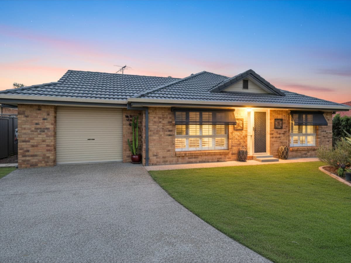 25 Bernadette Crescent, Rosewood - Image 1