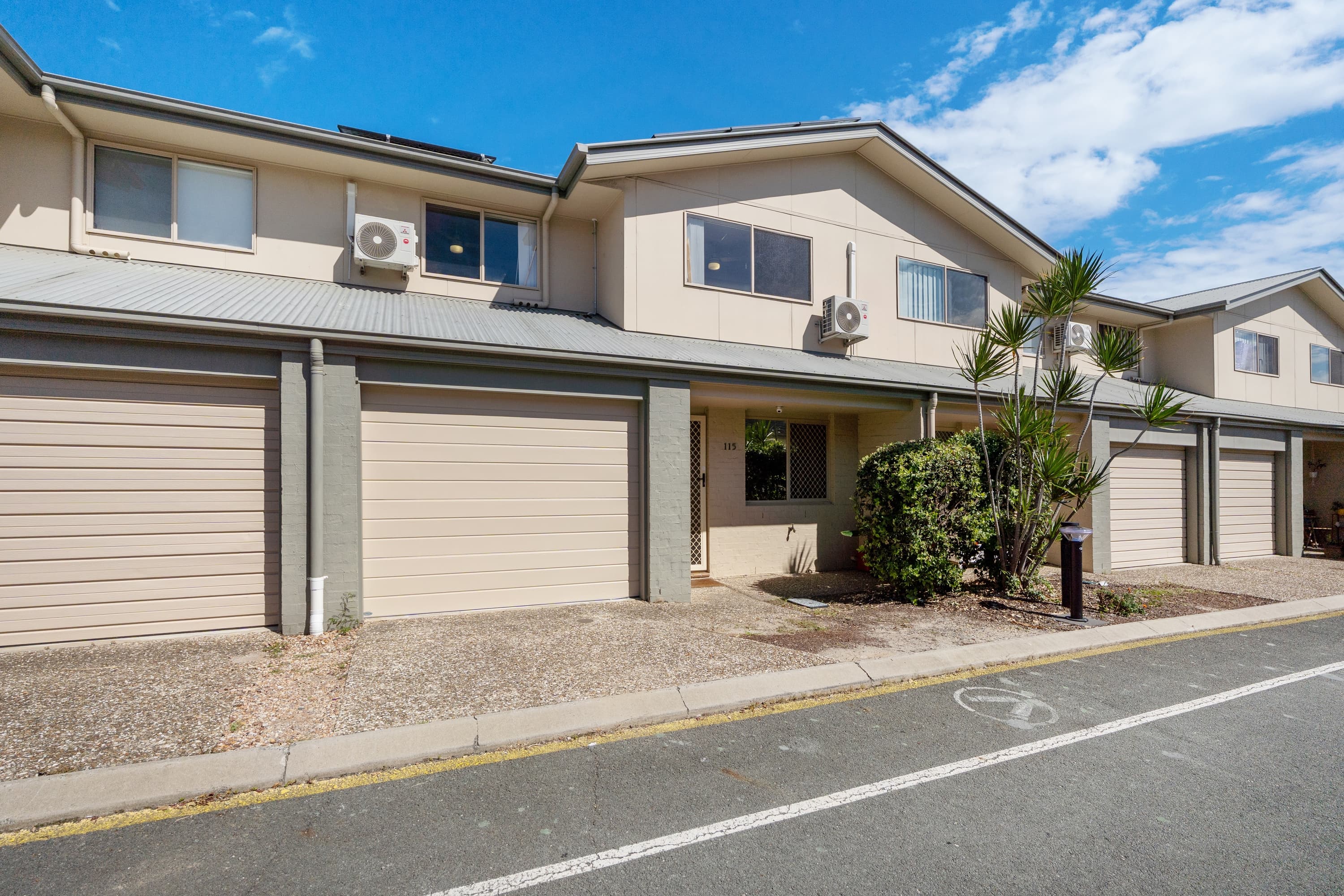 115/439 Elizabeth Avenue, Kippa-Ring — photo 1 of 5