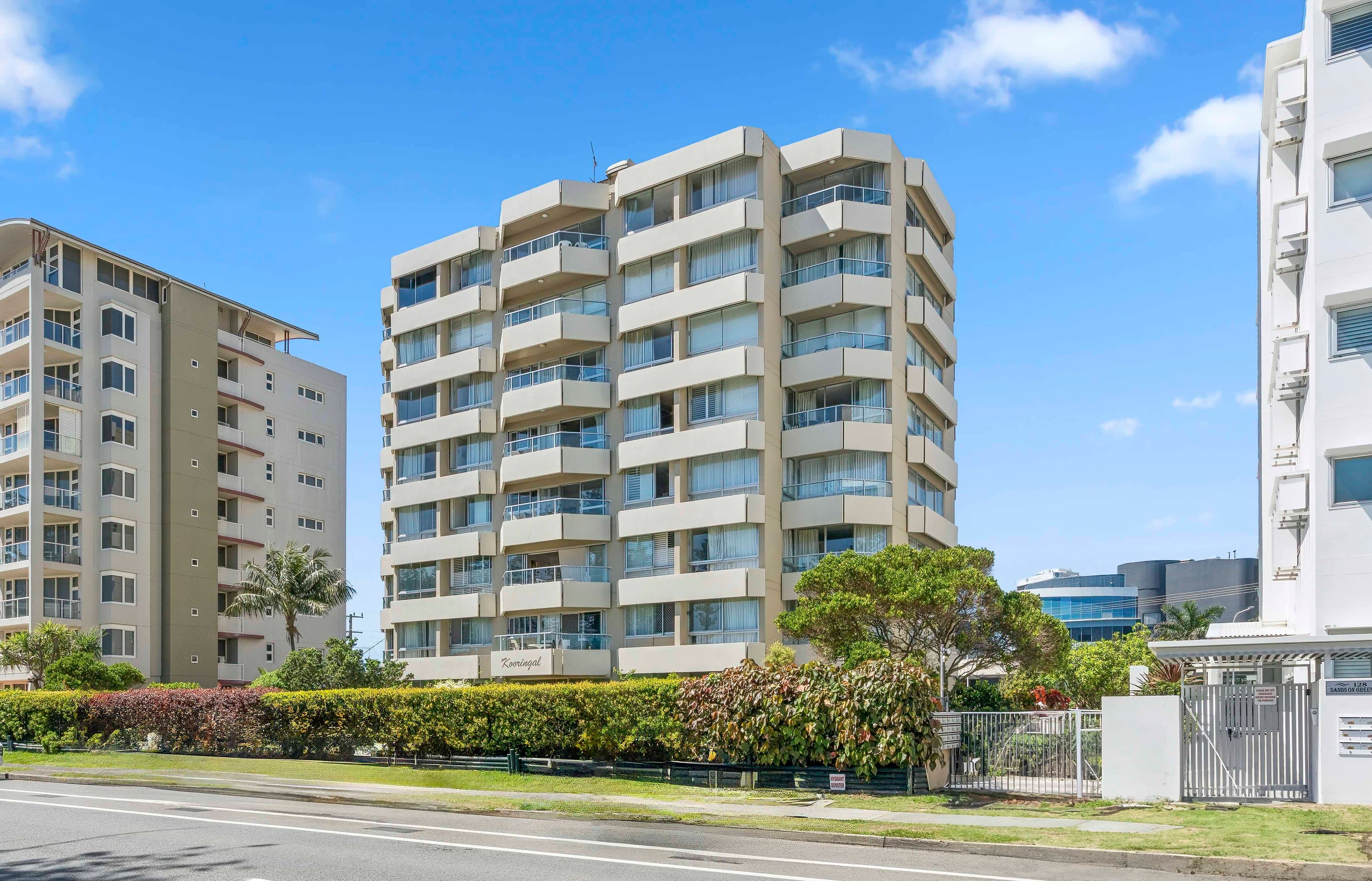 2/130 Marine Parade, Coolangatta — photo 1 of 5