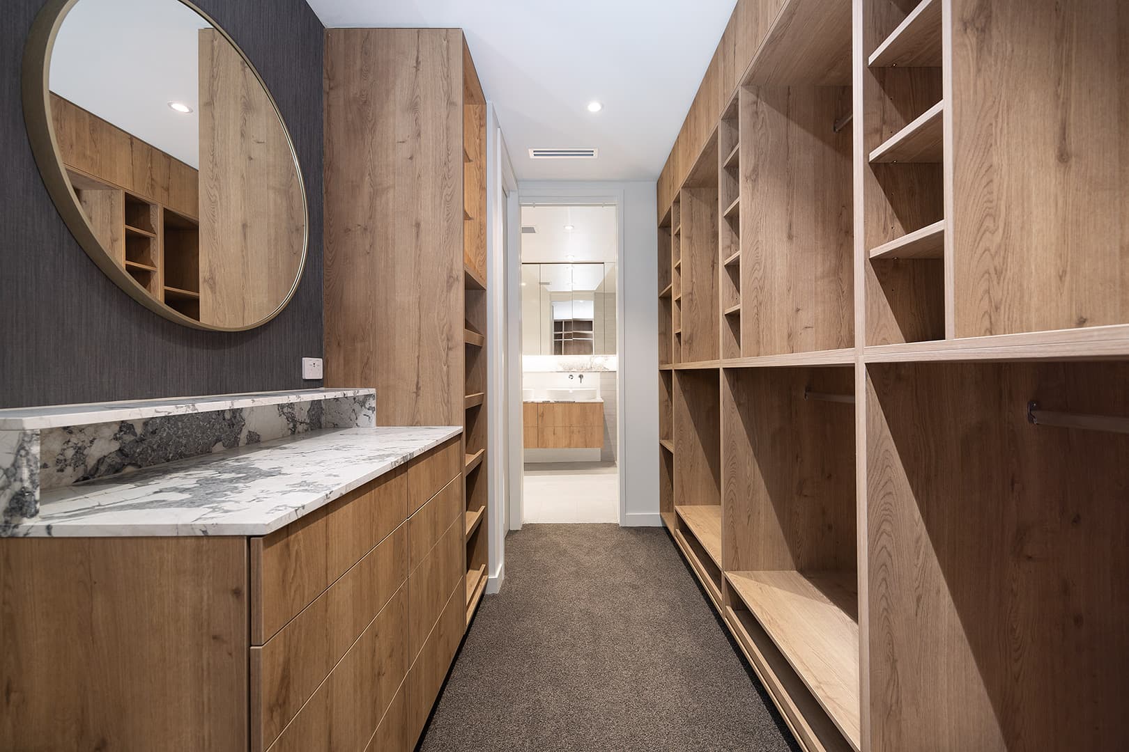 202/29 Byron Street, Bulimba - Image 1