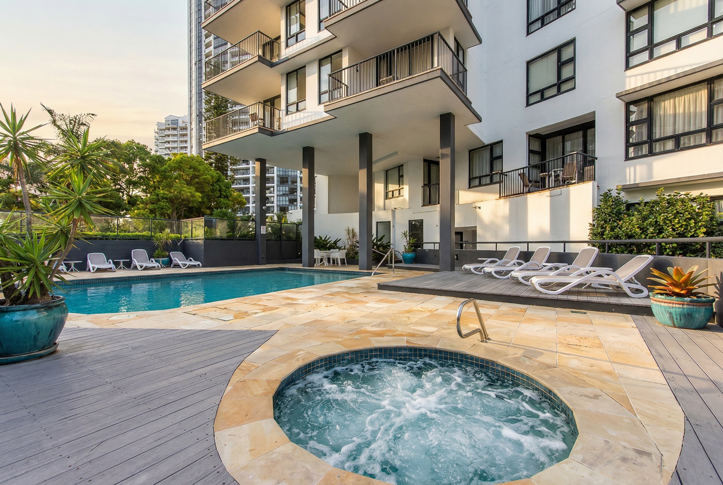 308/30-34 Surf Parade, Broadbeach - Image 1