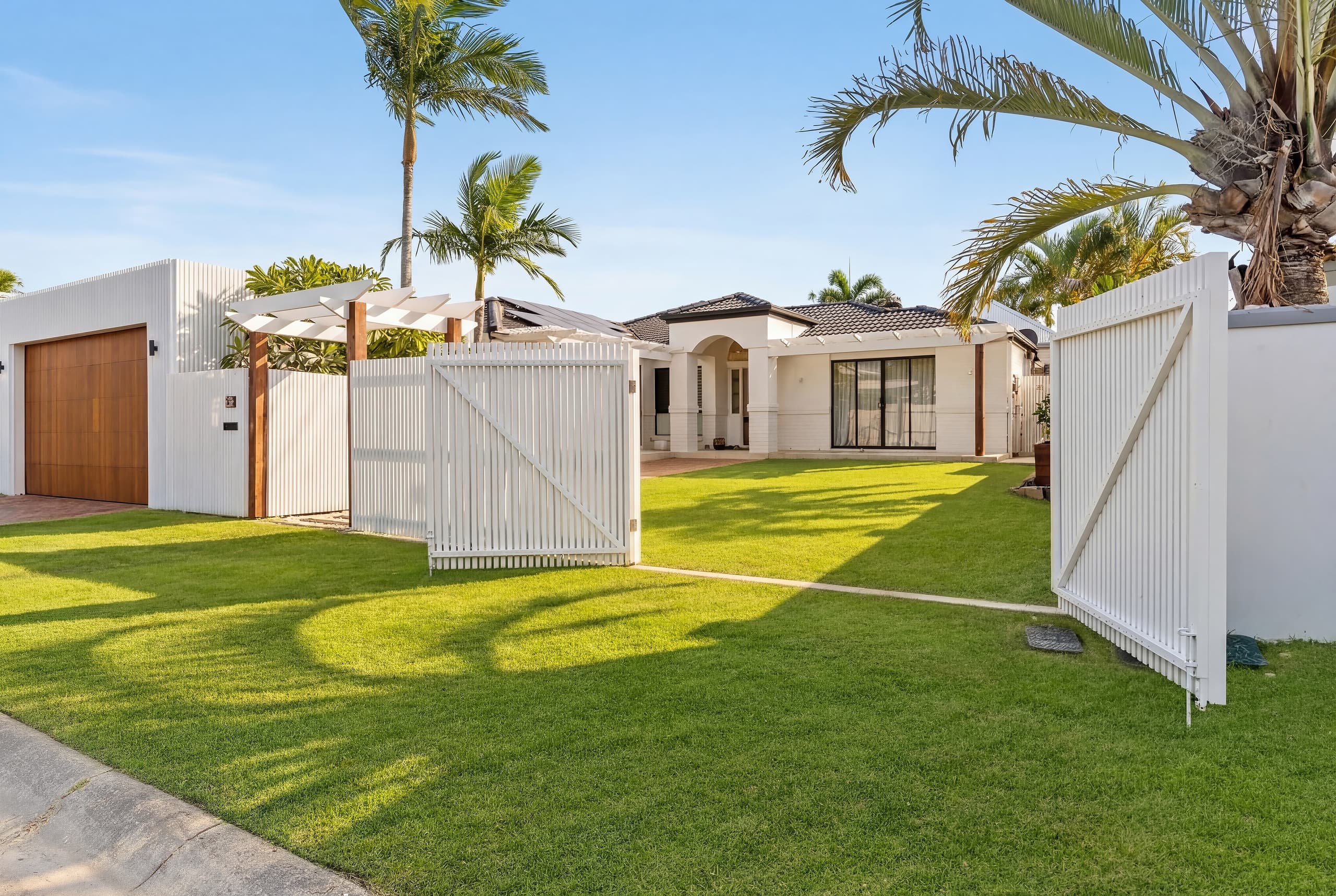 14 Gannet Street, Burleigh Waters - Image 1