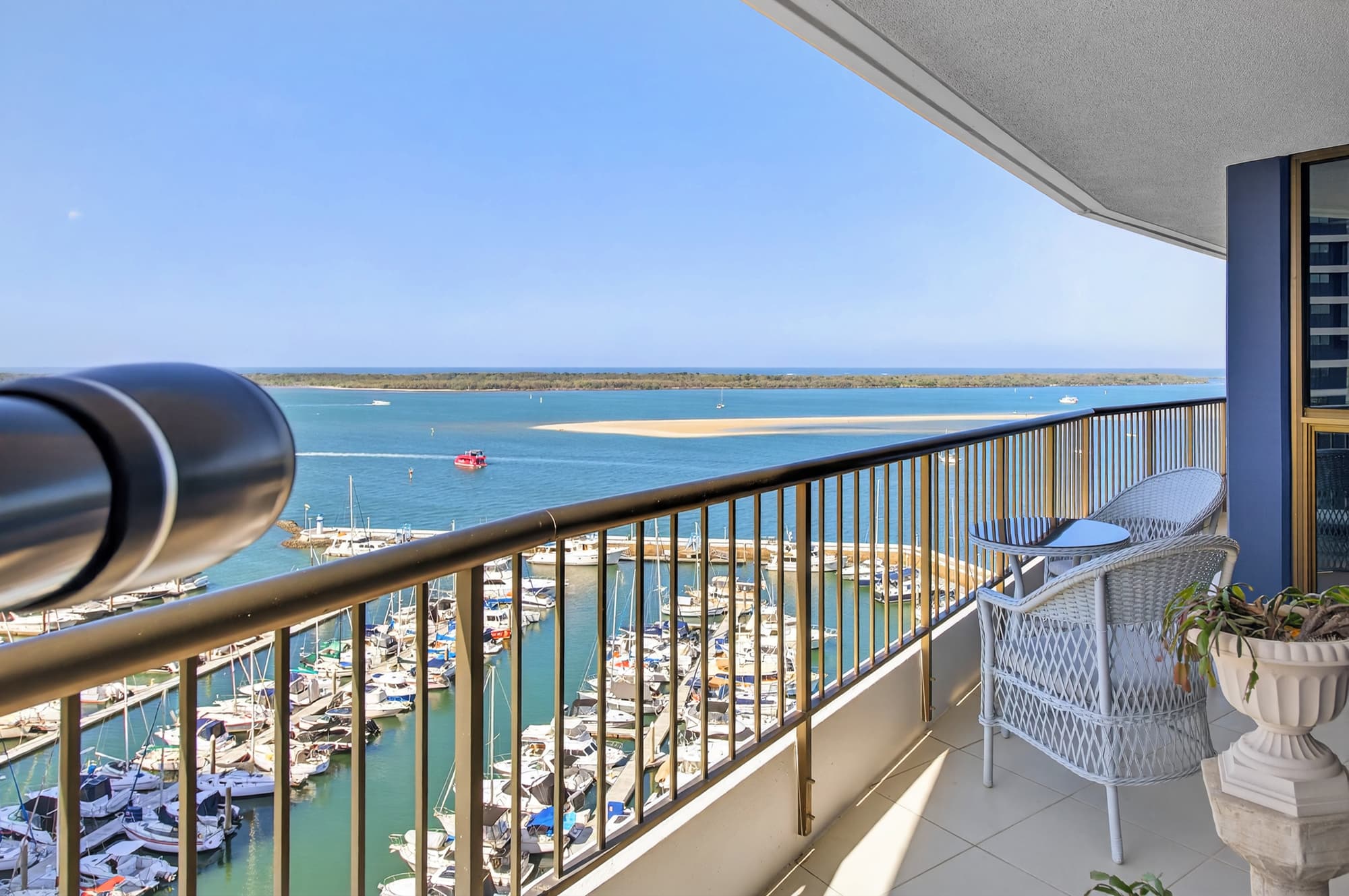 49/17 Bayview Street, Runaway Bay - Image 1