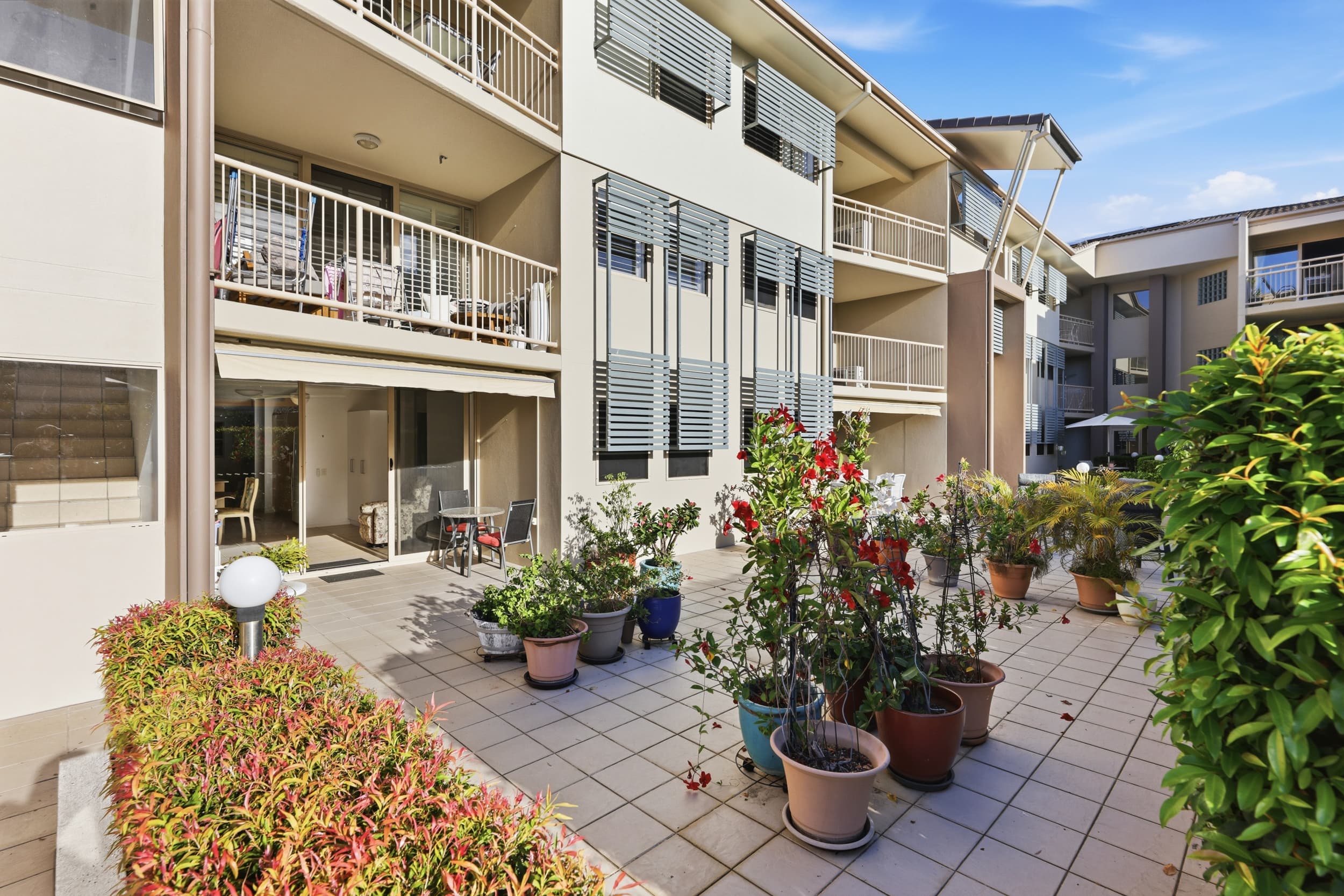 5/4 Park Ave, Burleigh Heads - Image 1