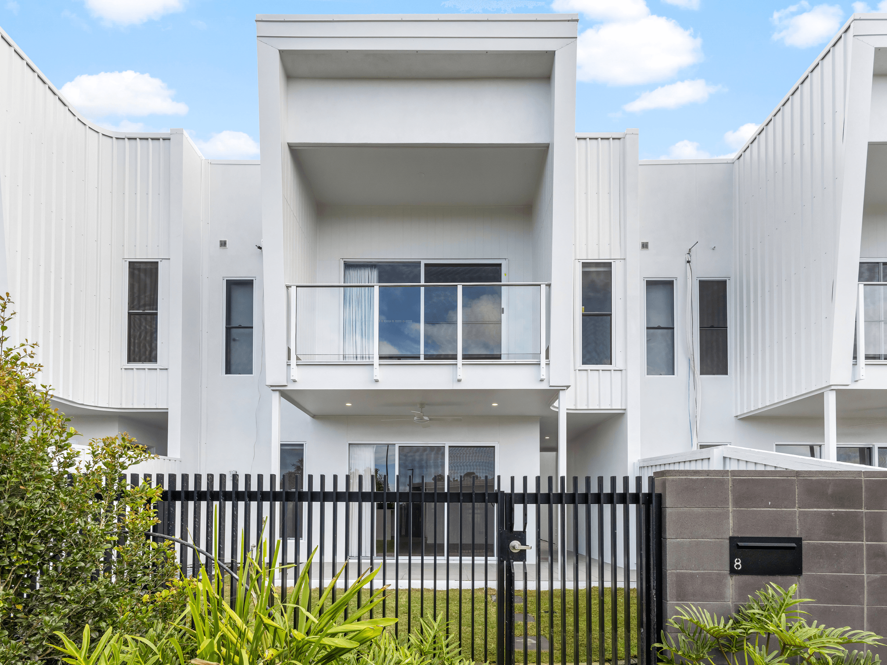 8 Balmy Walk, Palmview - Image 1