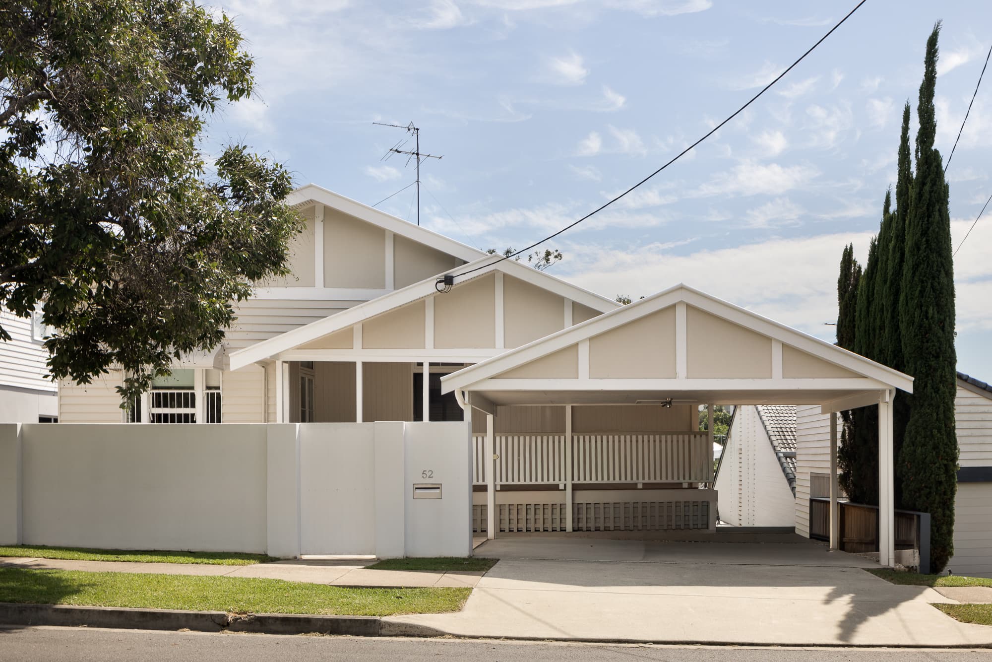 52 Upper Lancaster Road, Ascot - Image 1