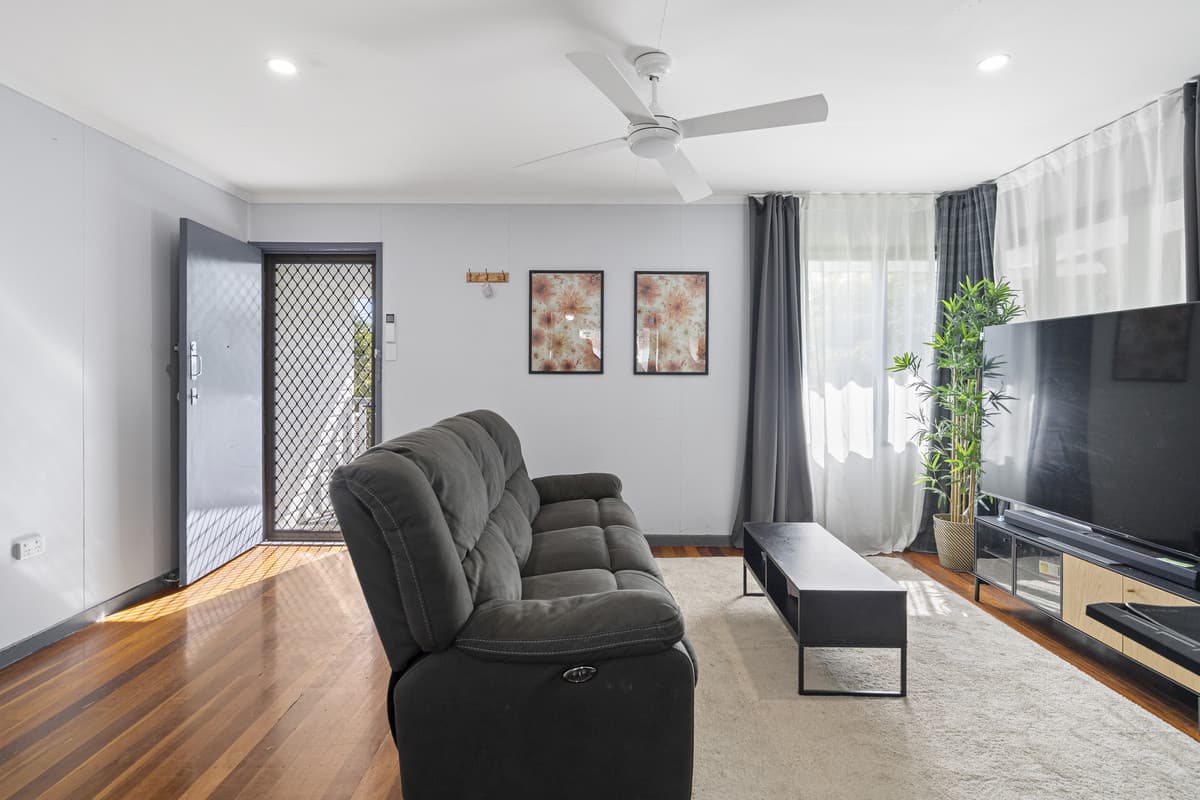 147 Ewing Road, Woodridge - Image 1