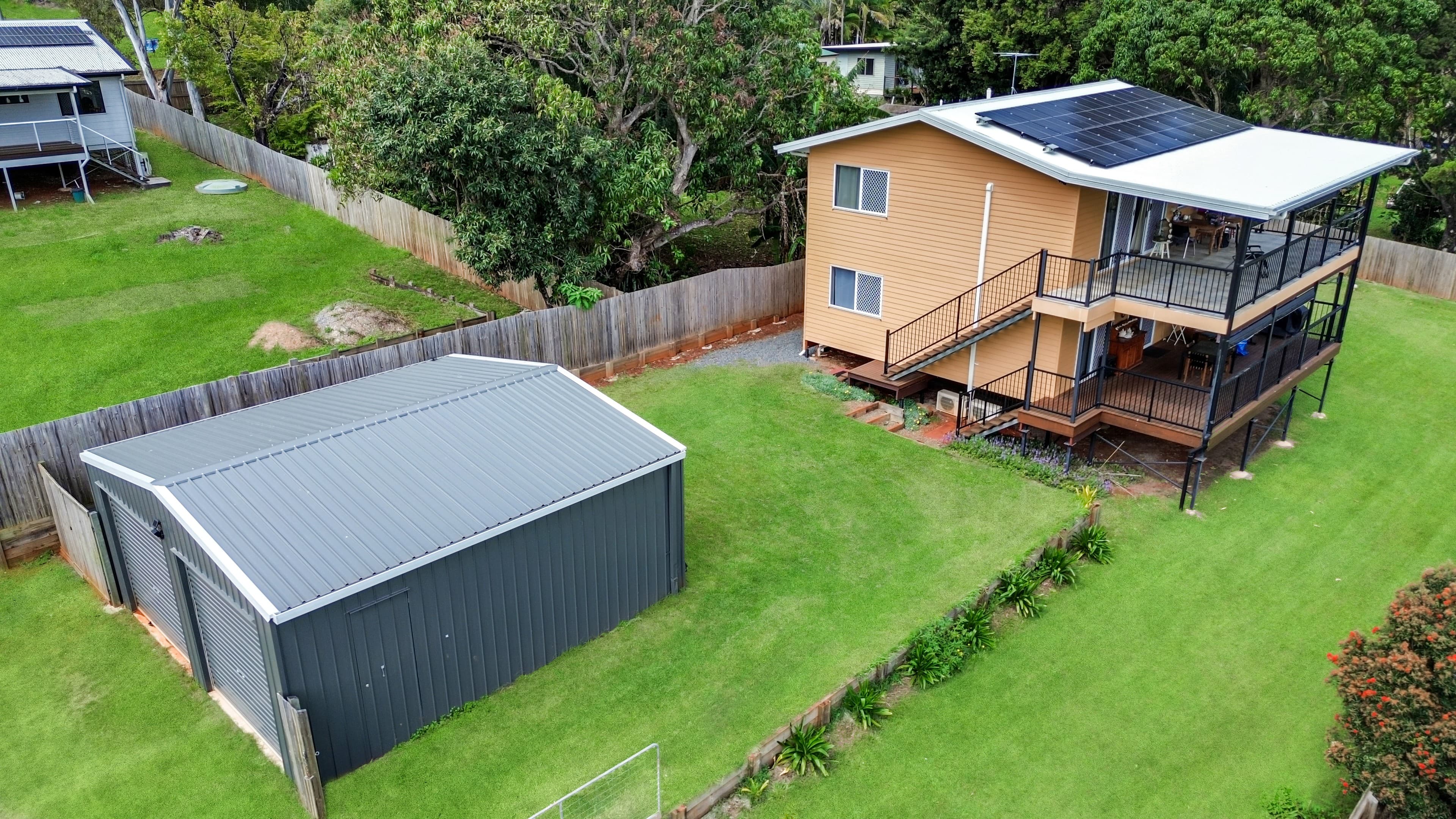 20 Eastbourne Terrace, Macleay Island — photo 1 of 5