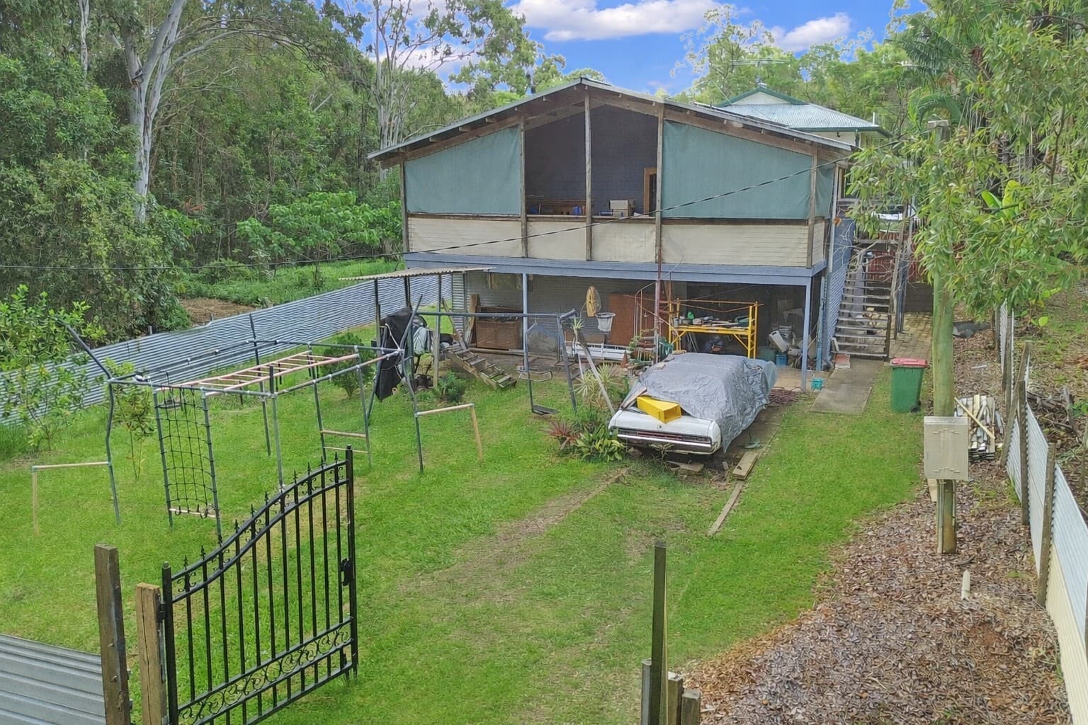 21 Eastern Road, Macleay Island - Image 1