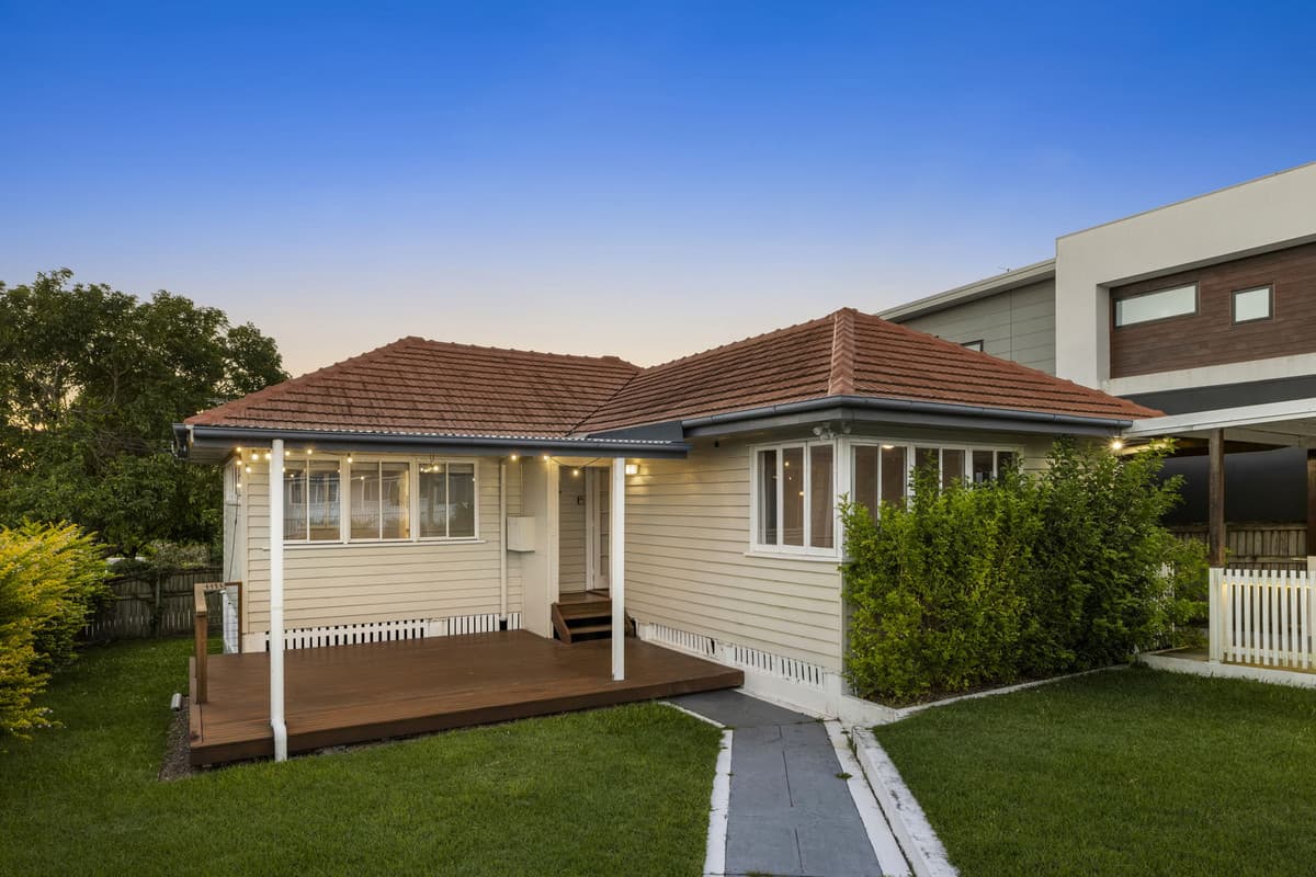 68 Arrol Street, Camp Hill - Image 1