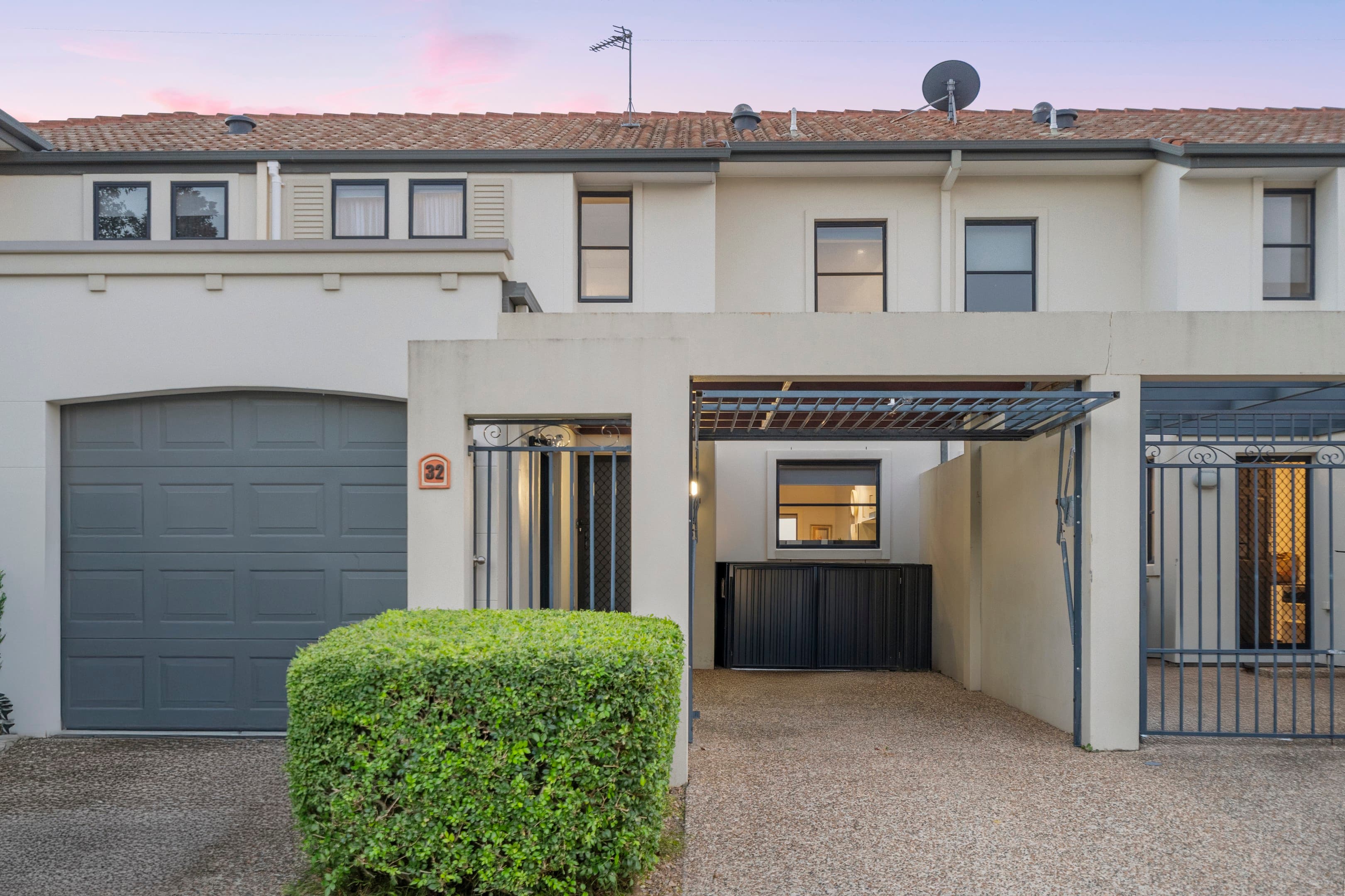 32/226 Cheltenham Drive, Robina — photo 1 of 5