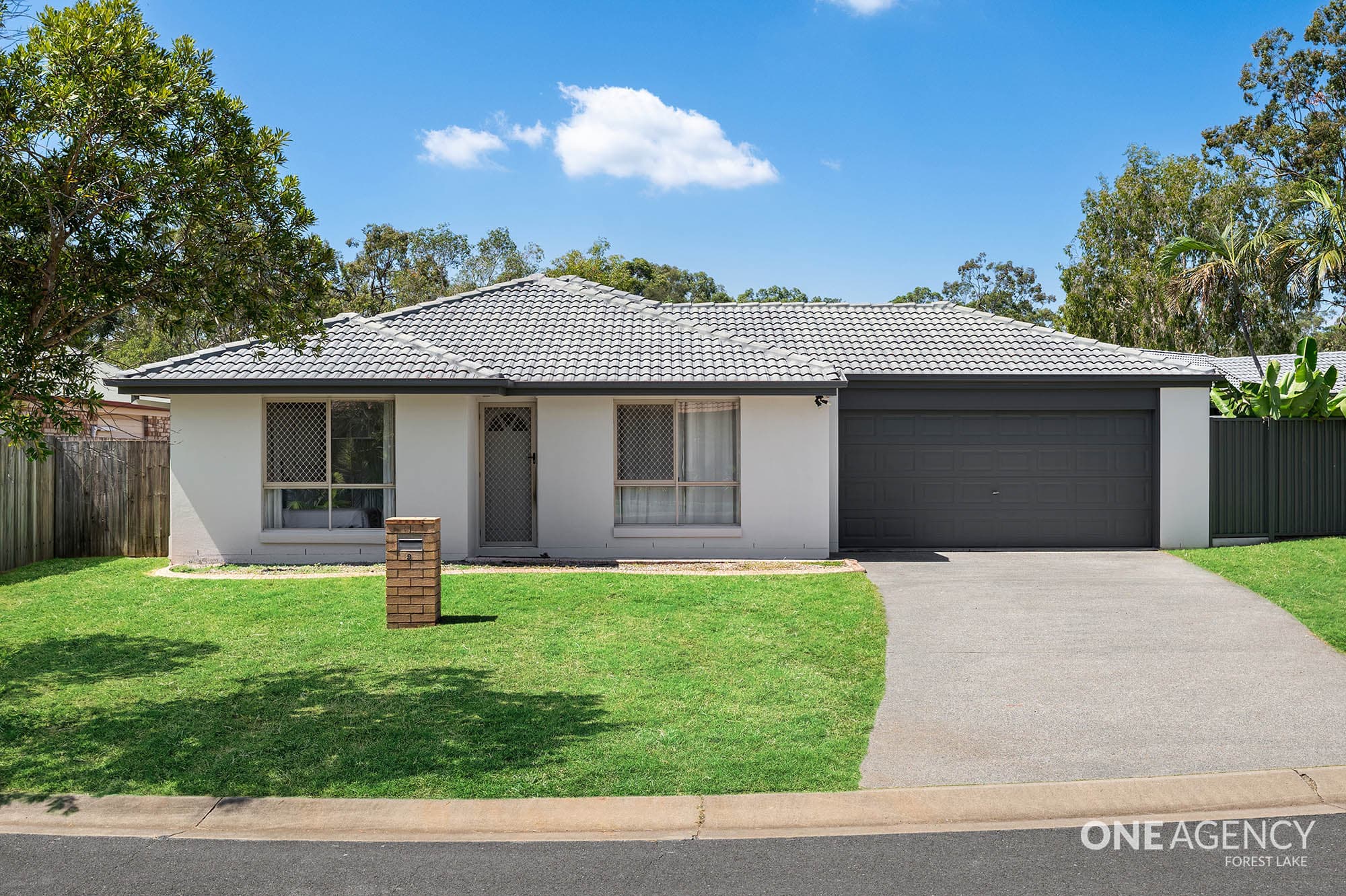 9 Paton Crescent, Forest Lake — photo 1 of 5