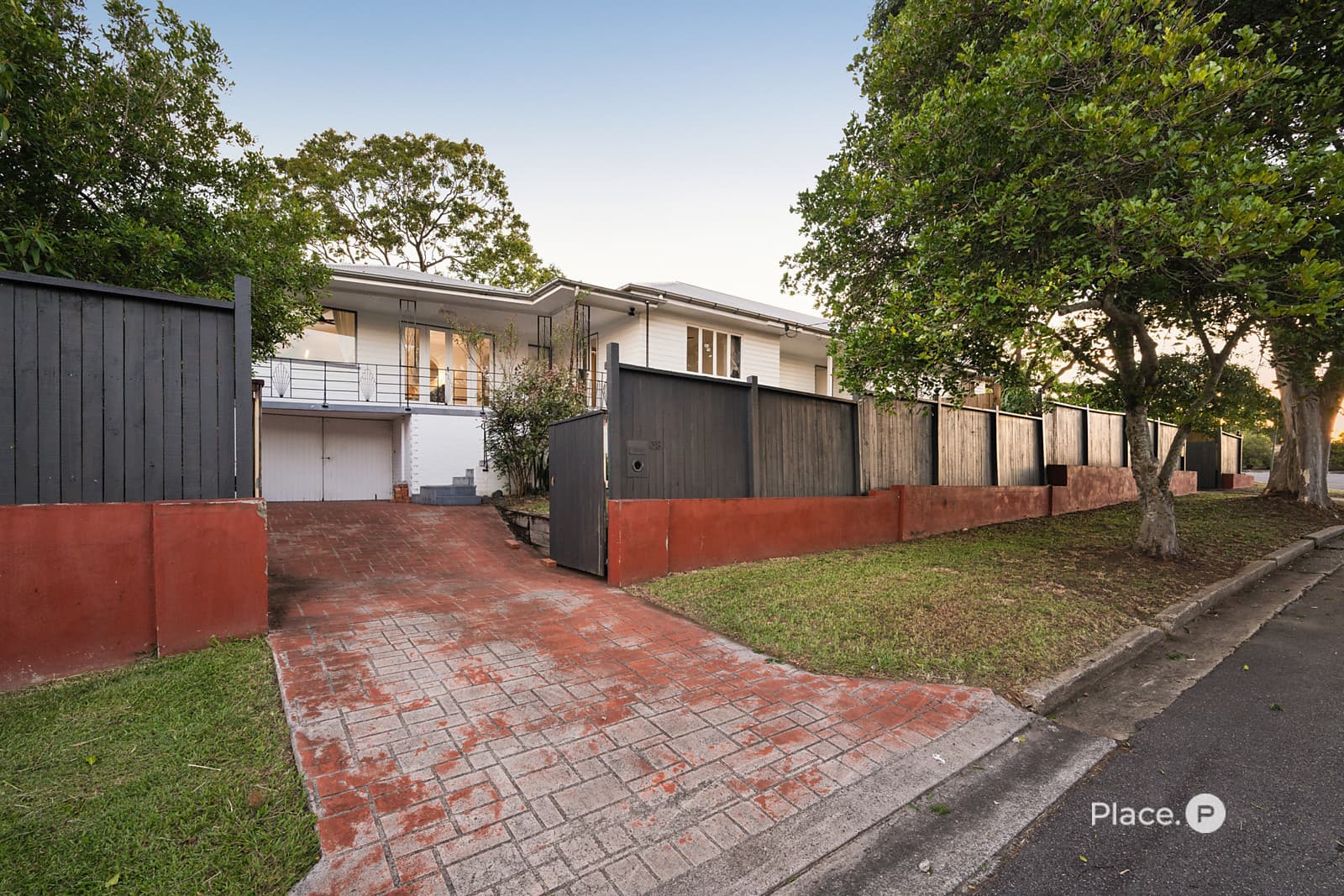38 Mansted Street, Holland Park West - Image 1