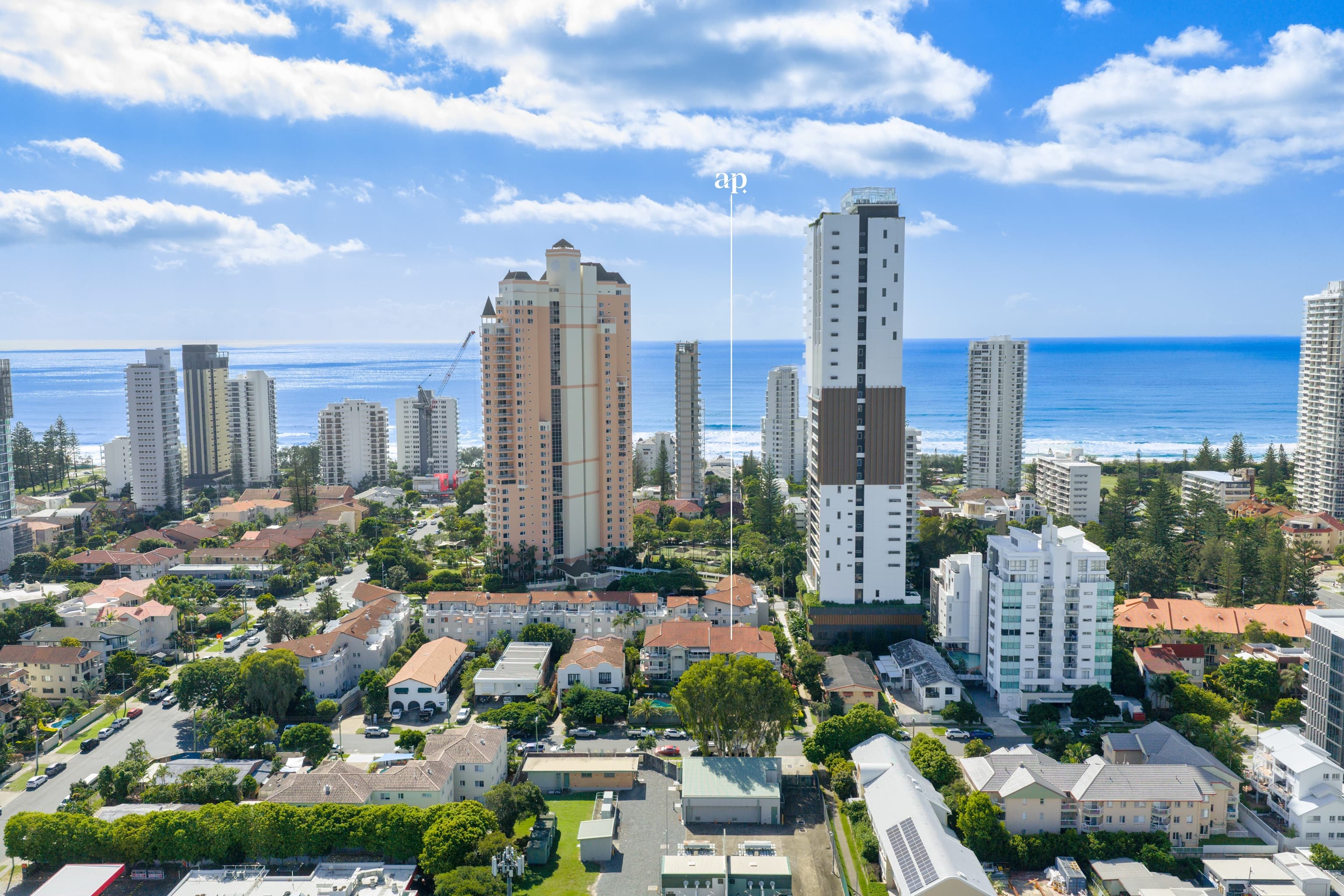 11/15 Jubilee Avenue, Broadbeach - Image 1