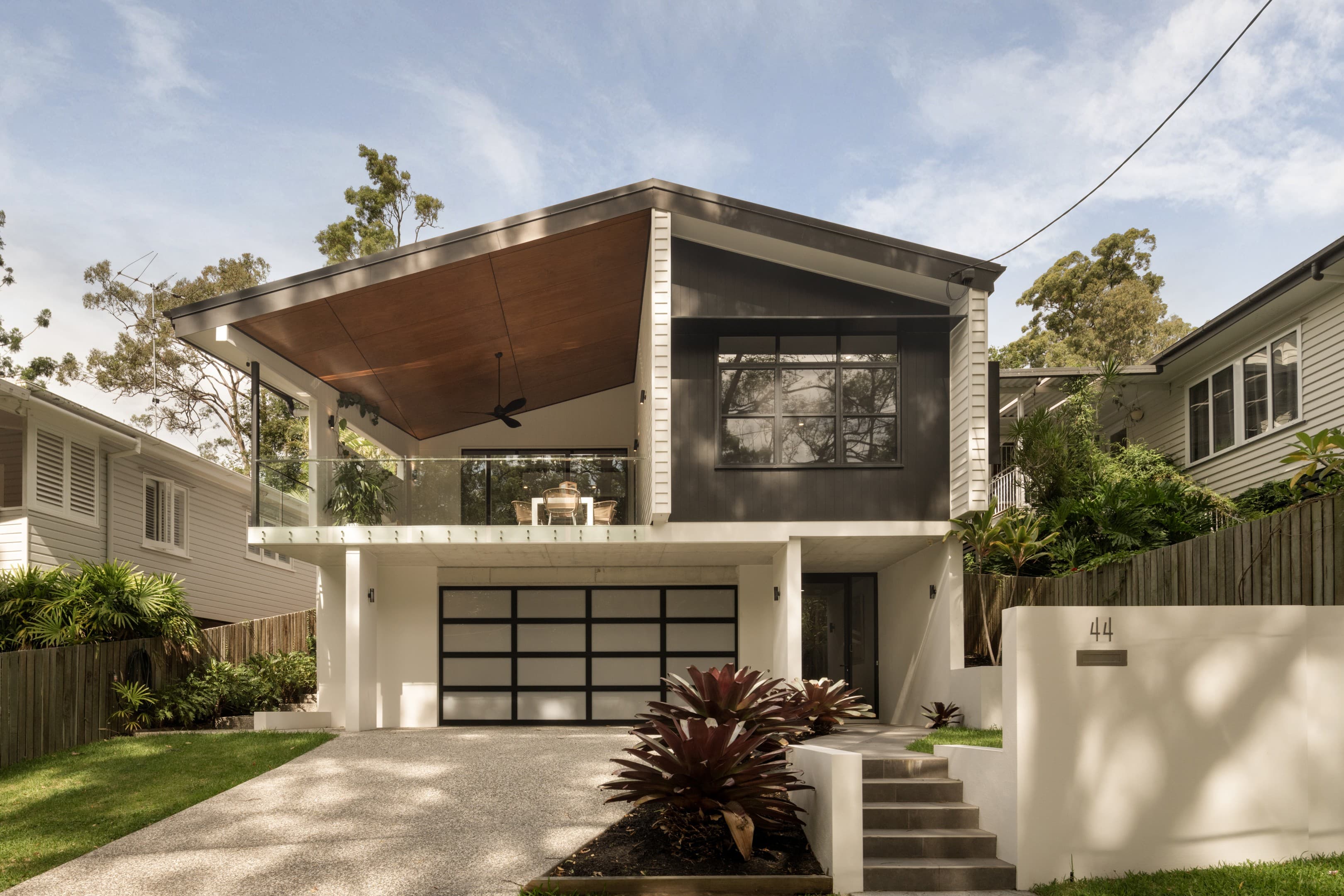 44 Barnett Road, Bardon - Image 1