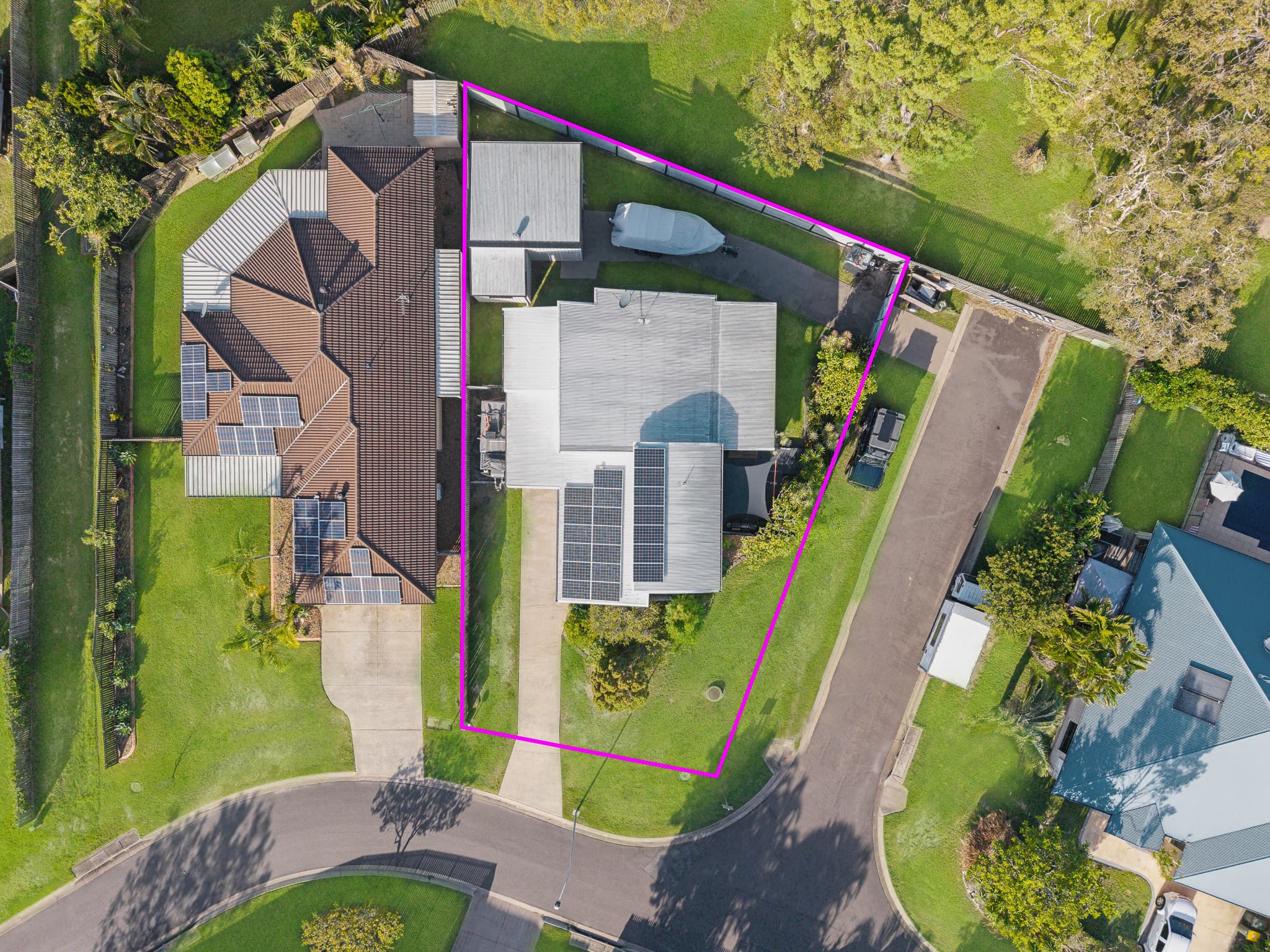 12 Whipbird Court, Urangan — photo 1 of 5
