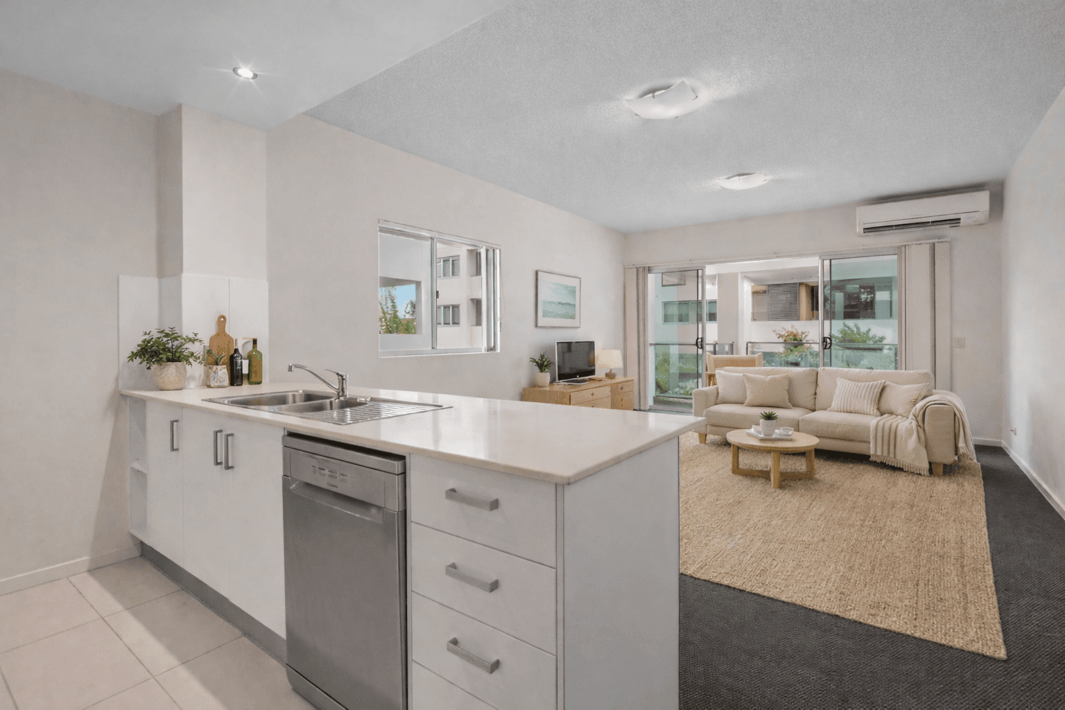 43/28 Ferry Road, West End - Image 1