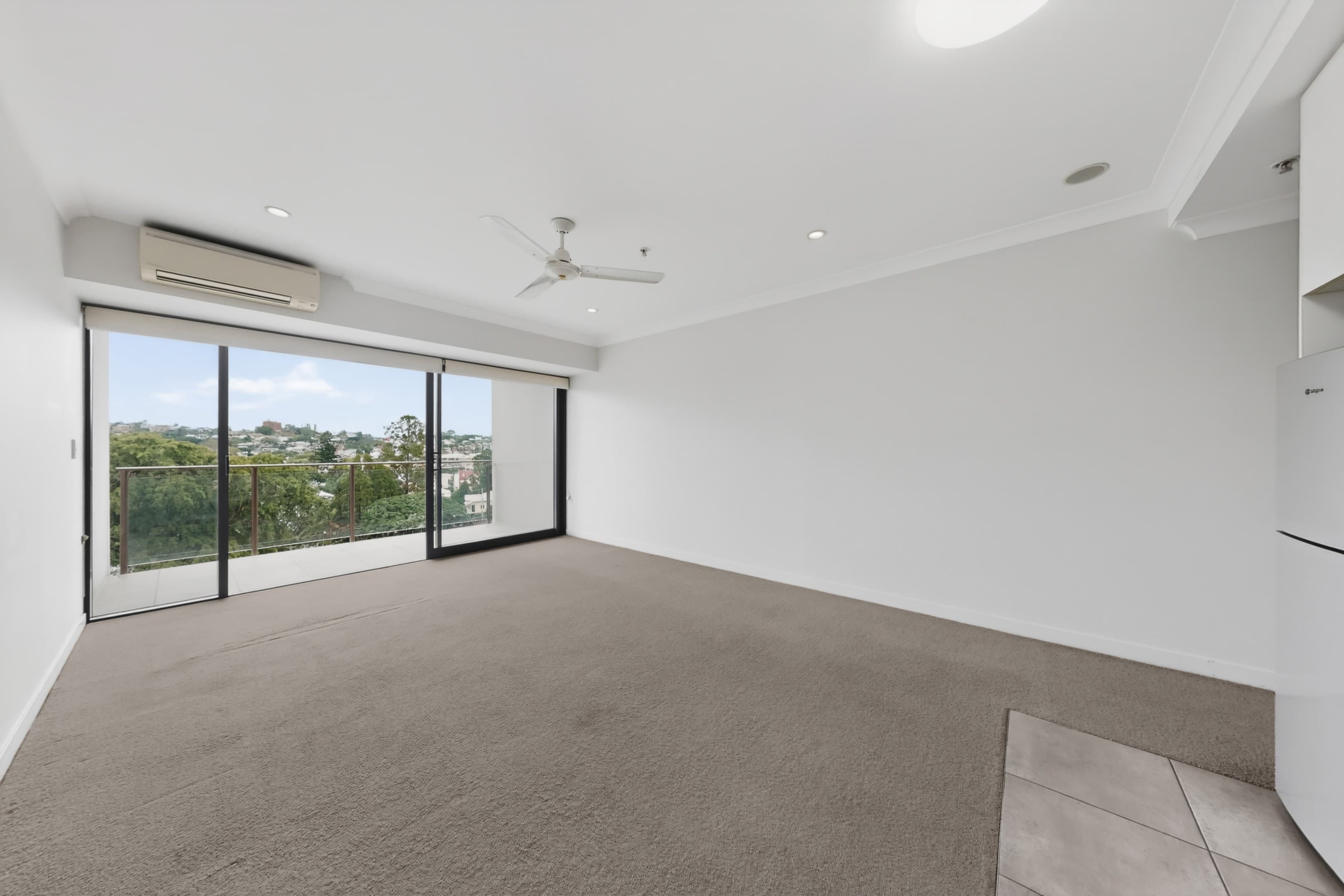 907/111 Quay Street, Brisbane City - Image 1