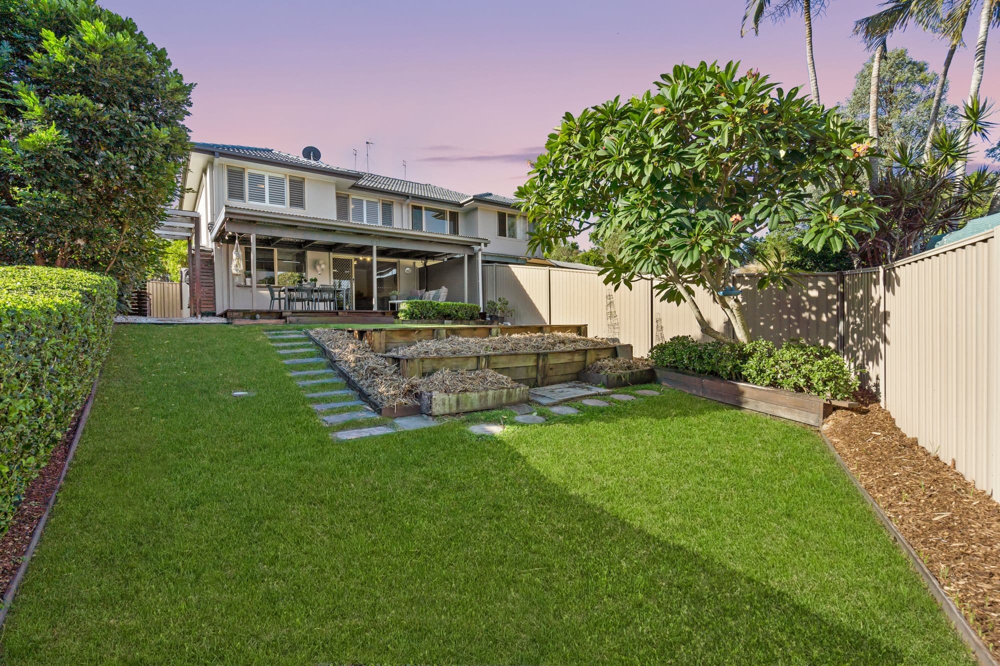 20/191 Greenacre Drive, Arundel — photo 1 of 5