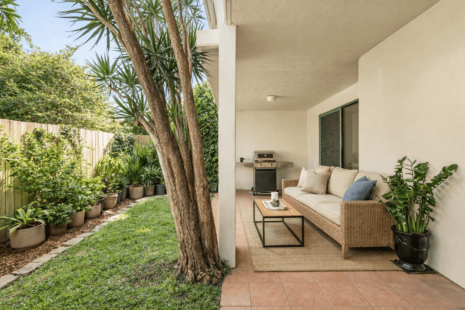 1/11 Wongara Street, Clayfield — photo 1 of 5