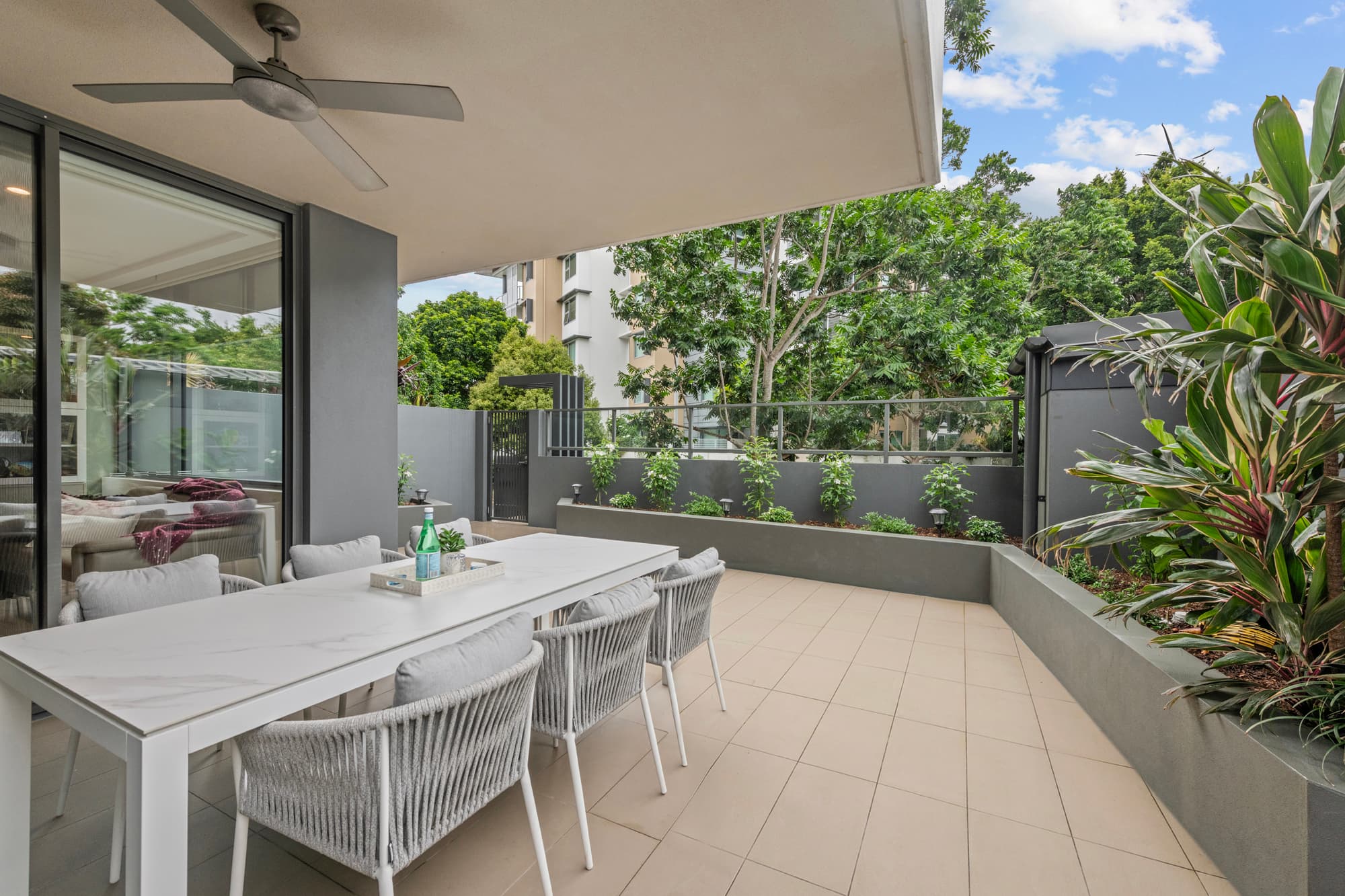 4101/18 Parkside Circuit, Hamilton - Image 1
