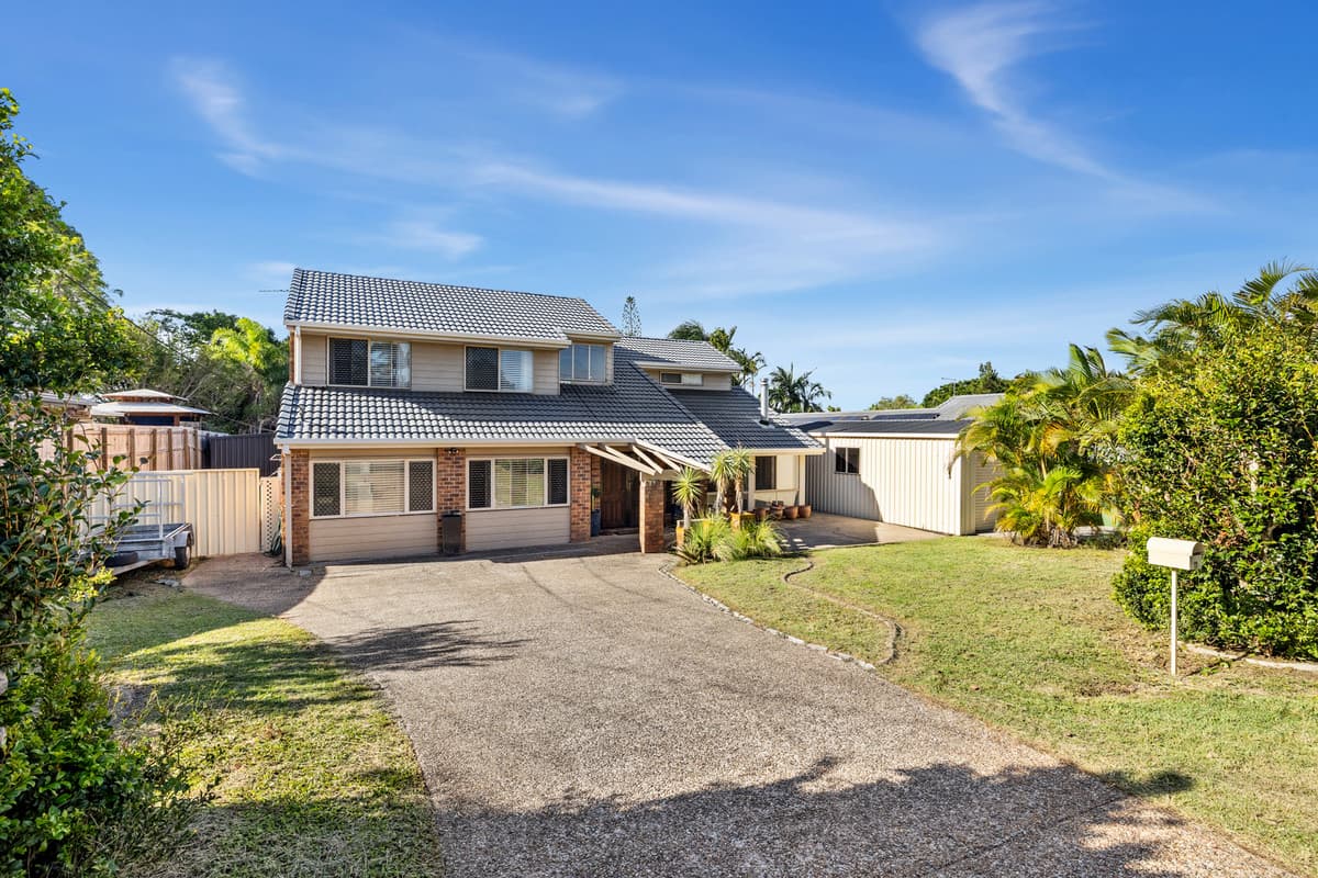 11 Hawk Parade, Thornlands