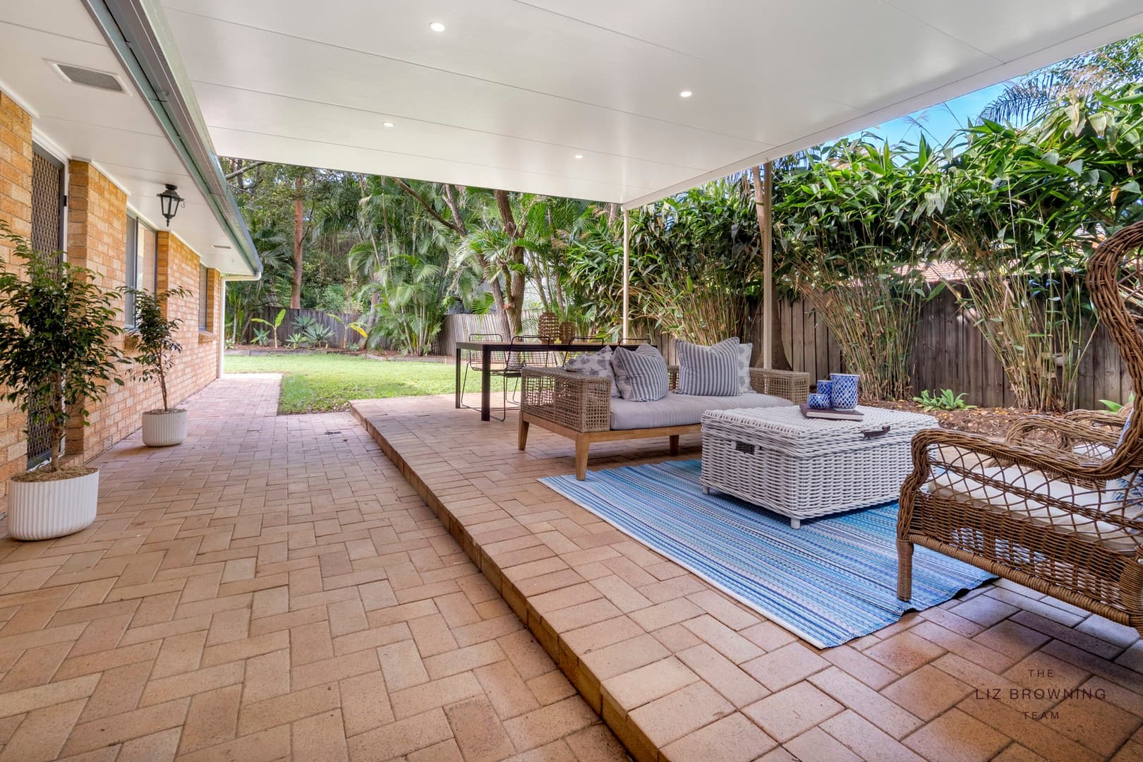 32 Lant Street, Chapel Hill - Image 1