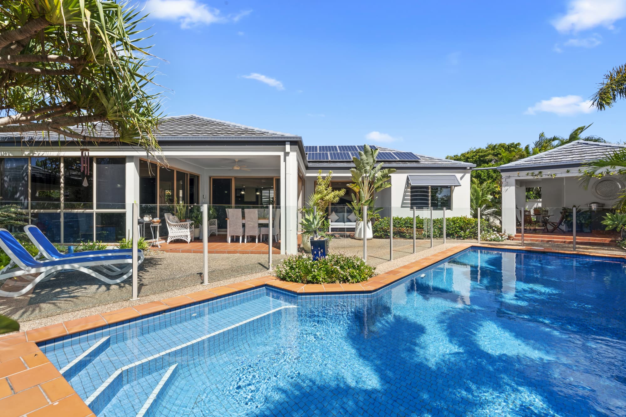 6 Montserrat Court, Clear Island Waters - Image 1