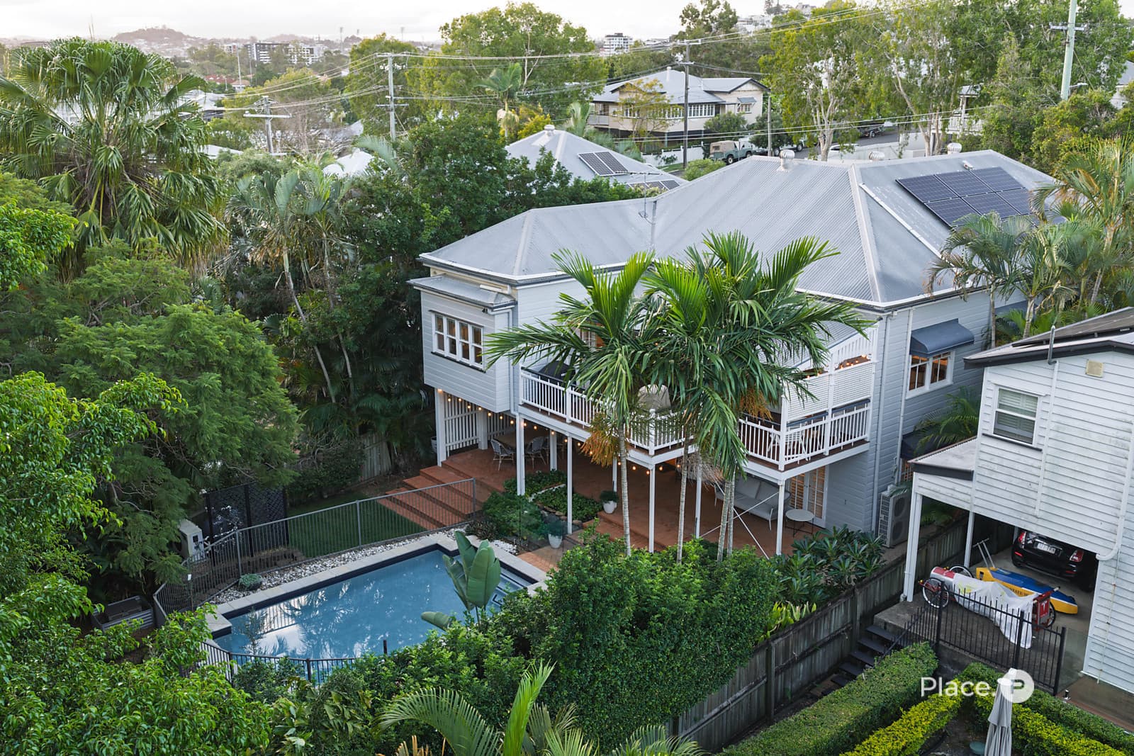 41 Henderson Street, Bulimba, Bulimba — photo 1 of 5