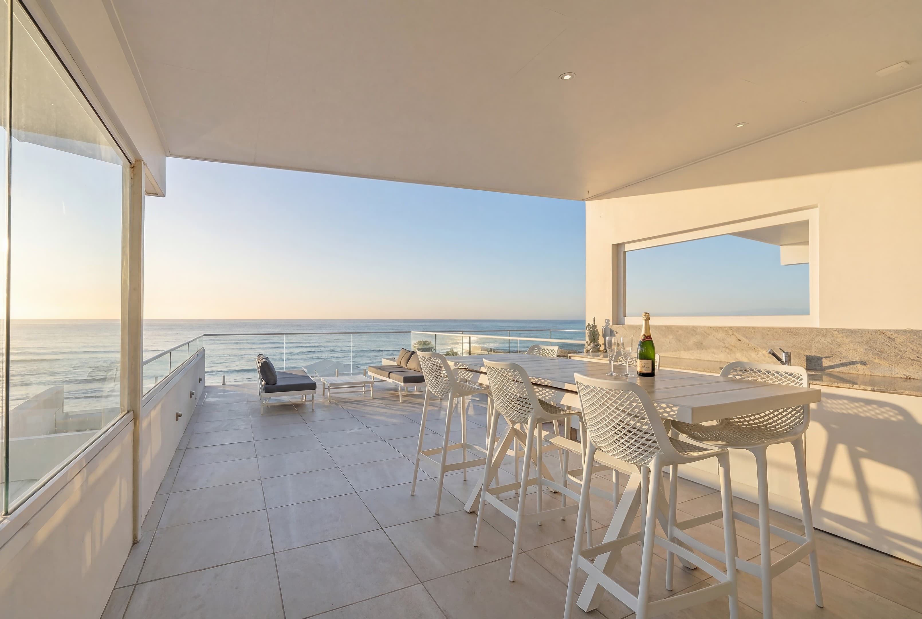 7/160 Jefferson Lane, Palm Beach - Image 1